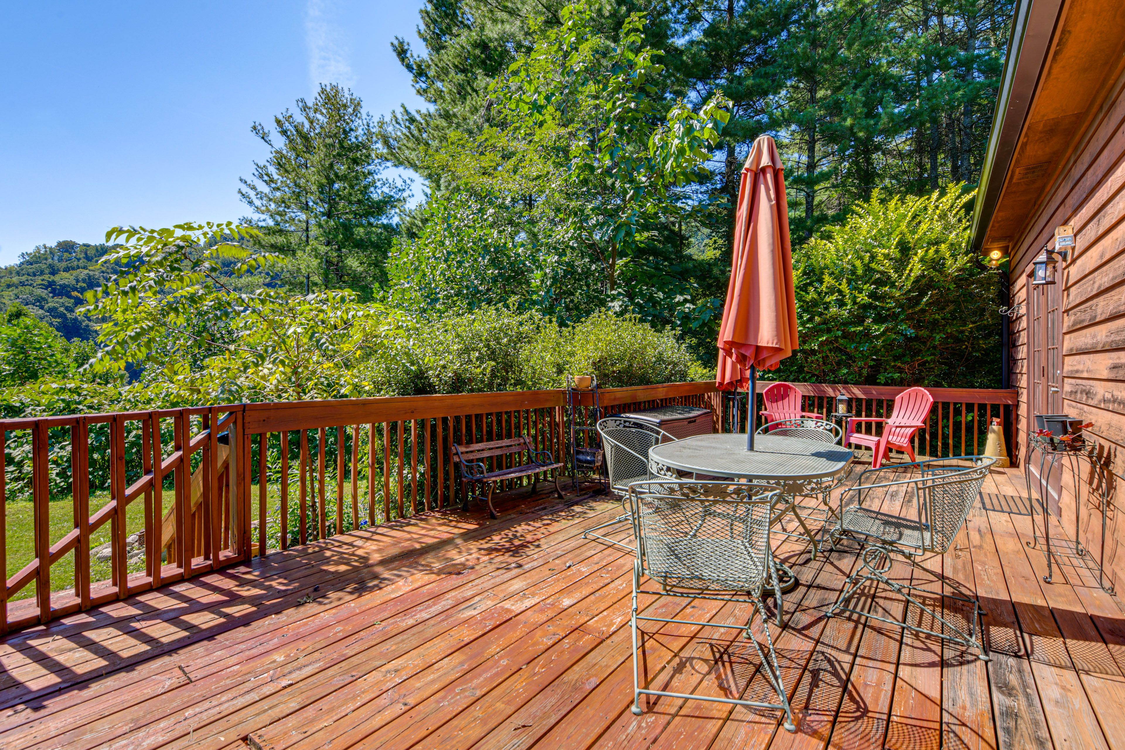 Private Deck