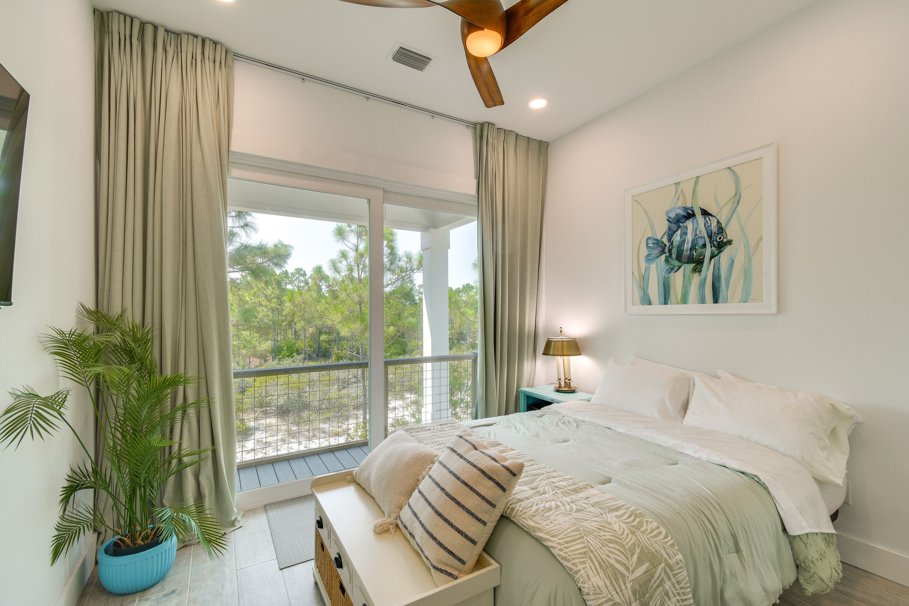 Bedroom 2 | Queen Bed