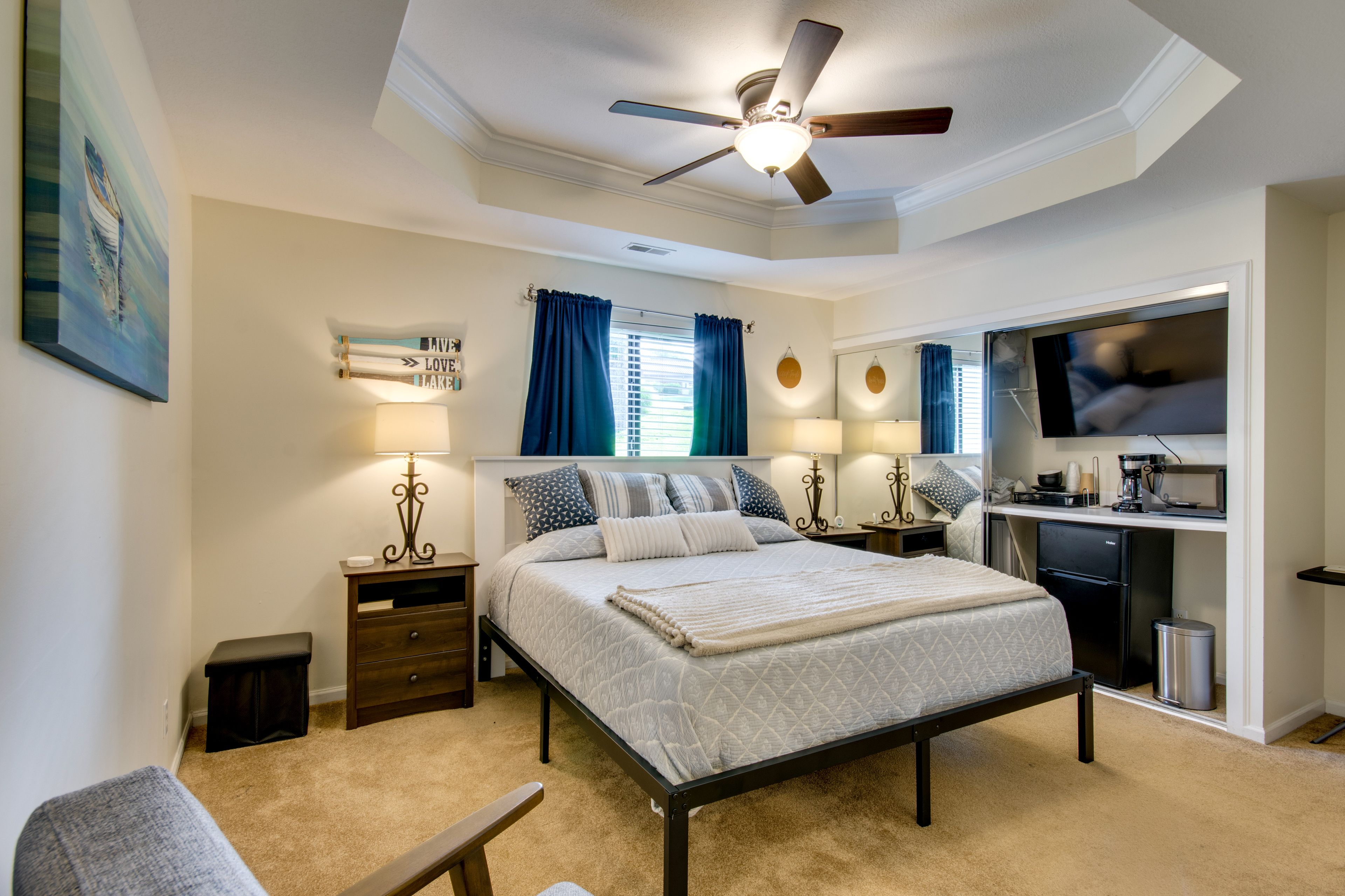 Lake Ozark Vacation Rental | Studio | 1BA | 200 Sq Ft