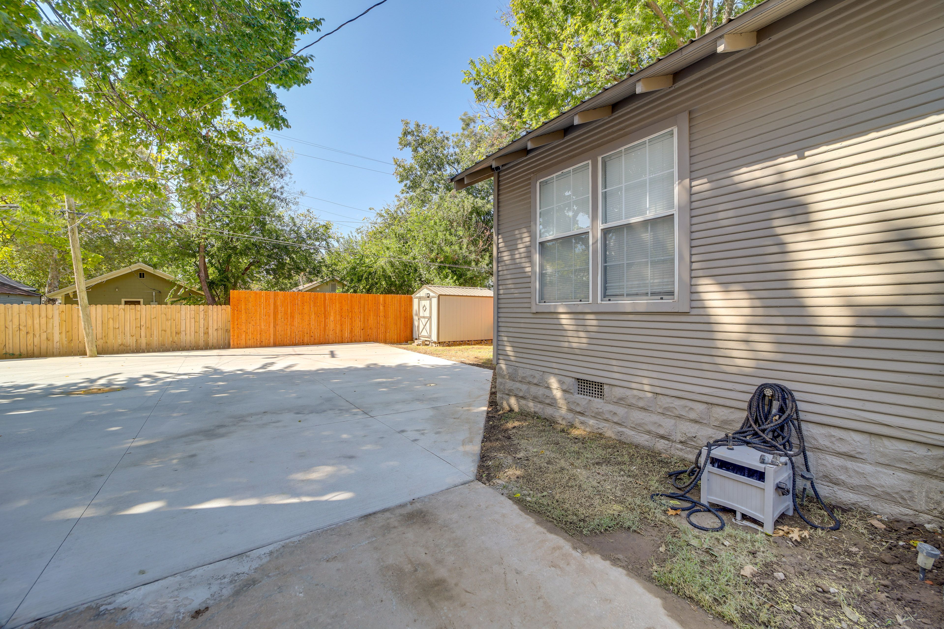 Shared Driveway | Dedicated Space (1 Vehicle) | Street Parking