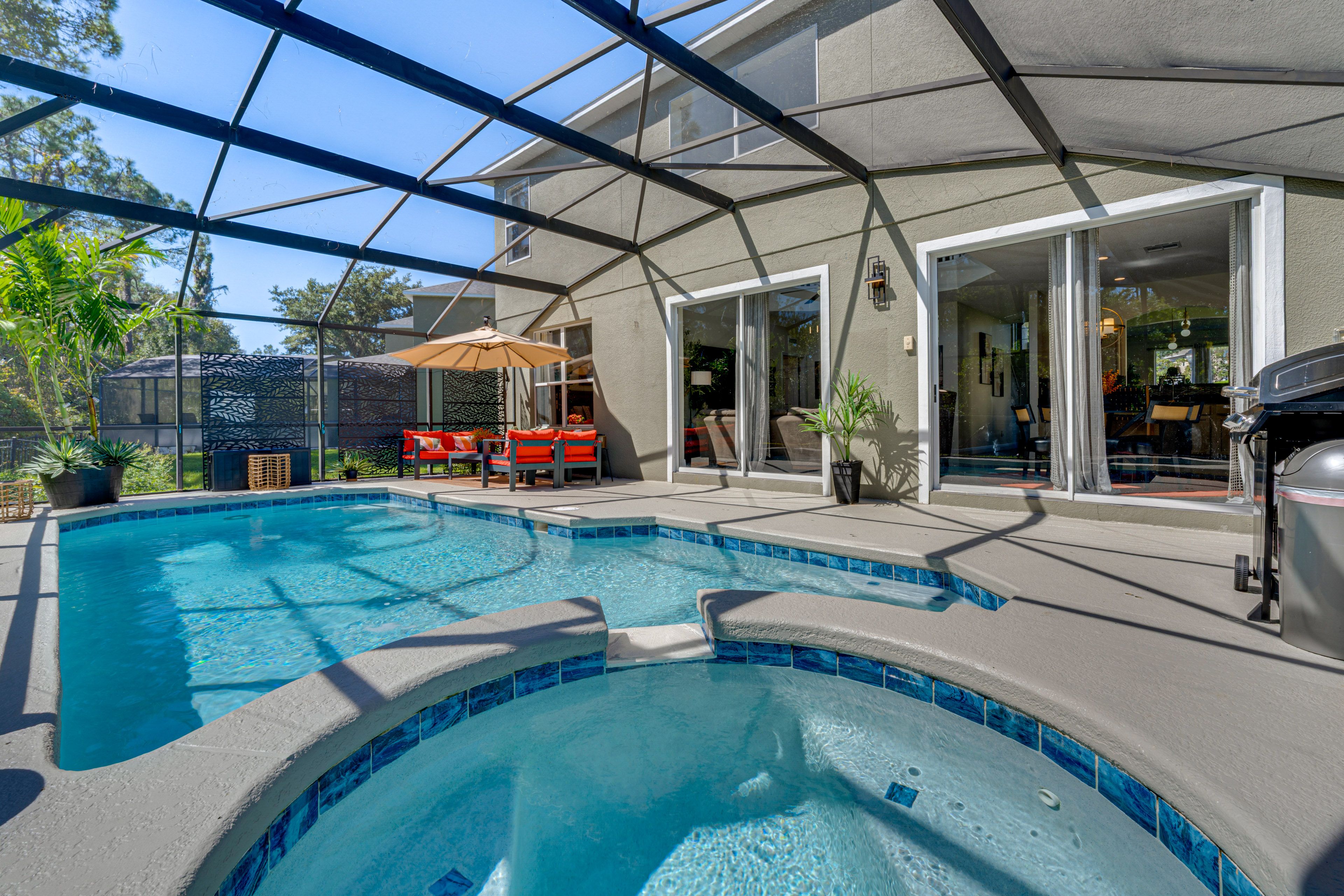 Pool & Spa