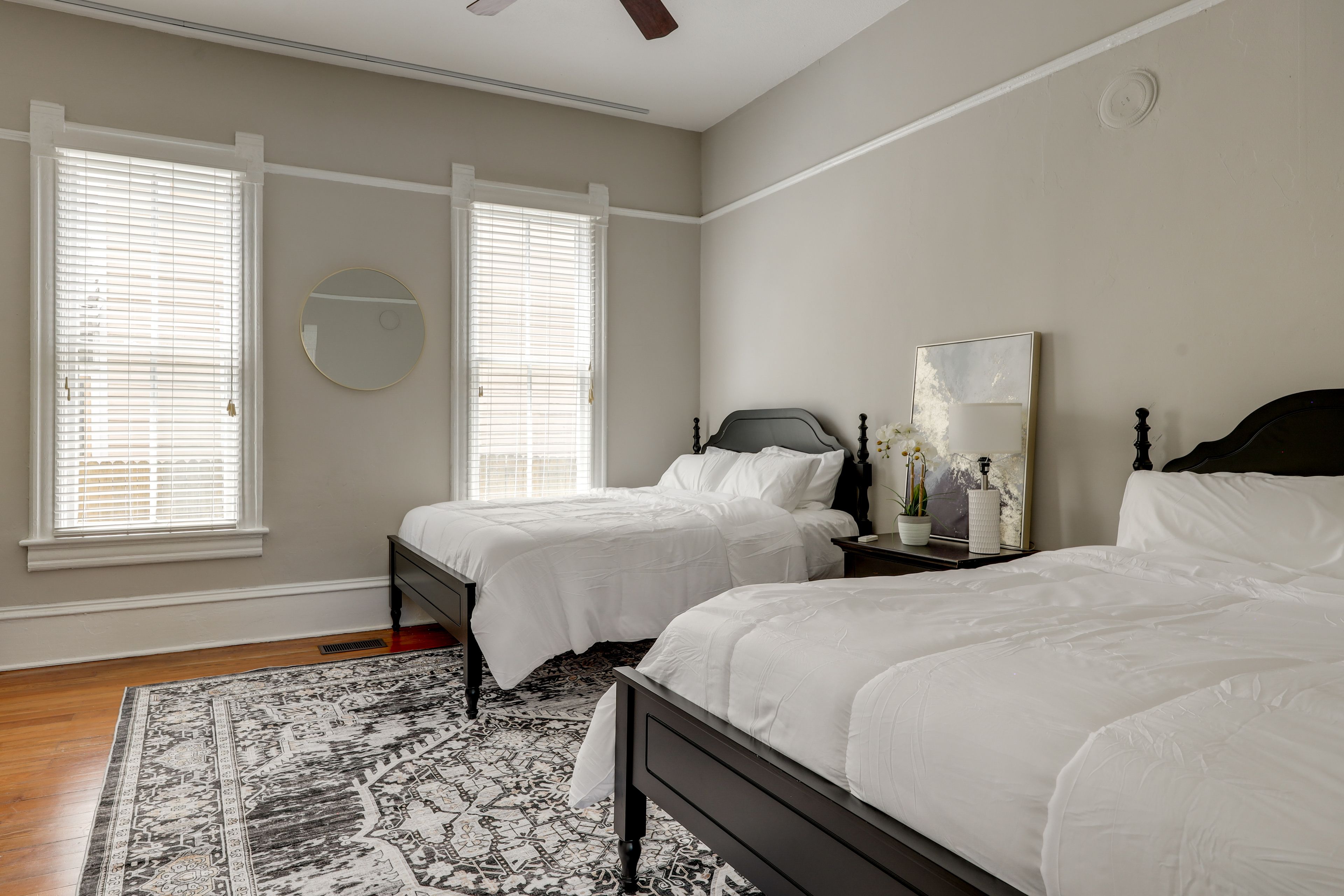 Bedroom | 2 Queen Beds