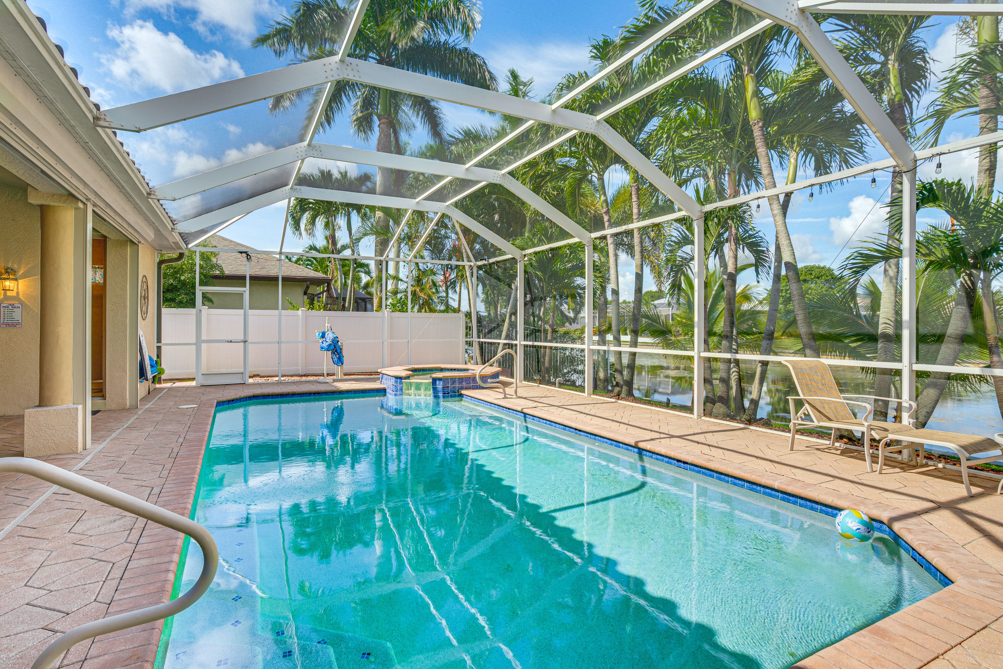 Pool & Hot Tub
