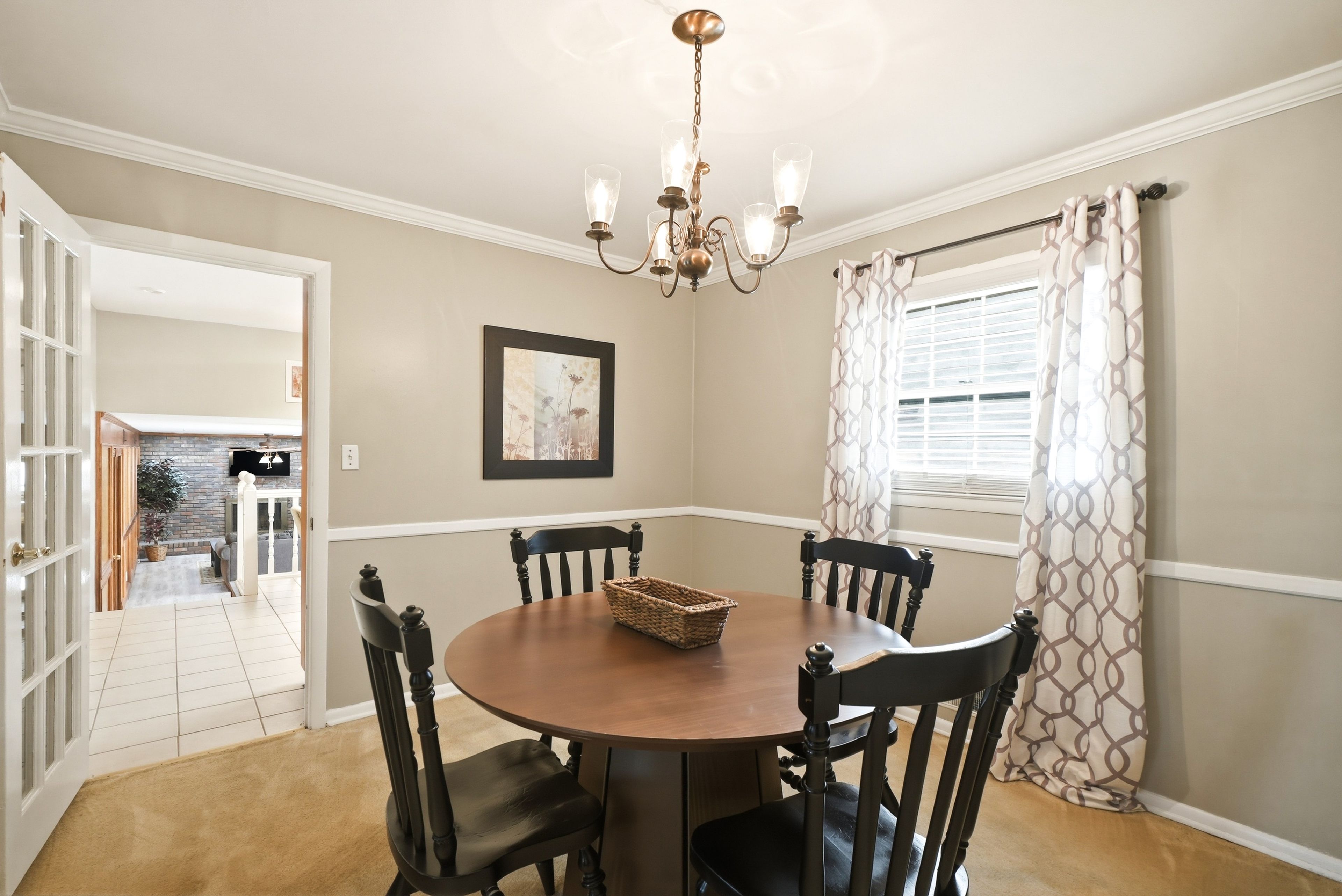 Dining Area | Main Floor