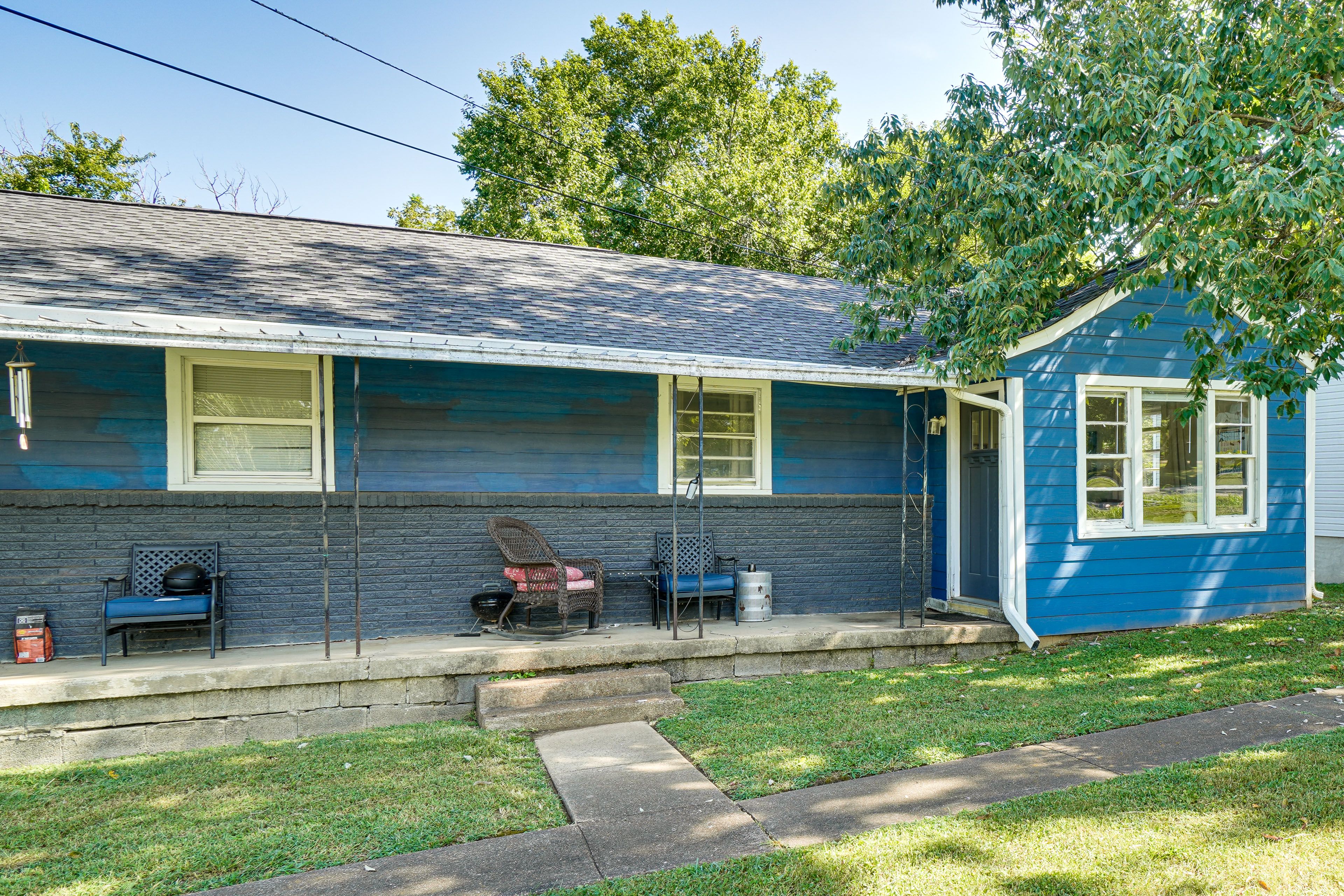 Front Porch | Driveway Parking (2 Vehicles)