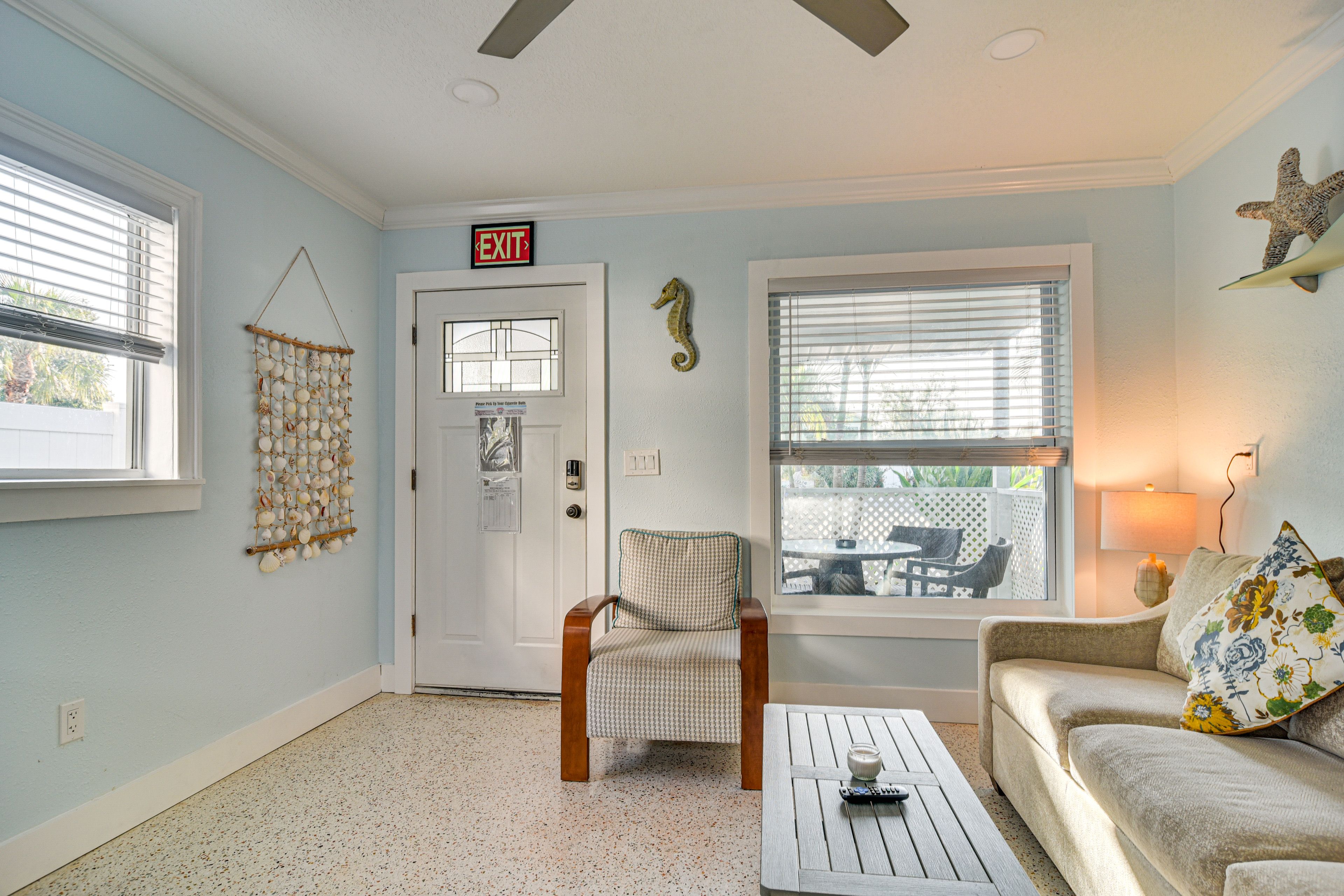 Unit 2 | Living Room | Sleeper Sofa
