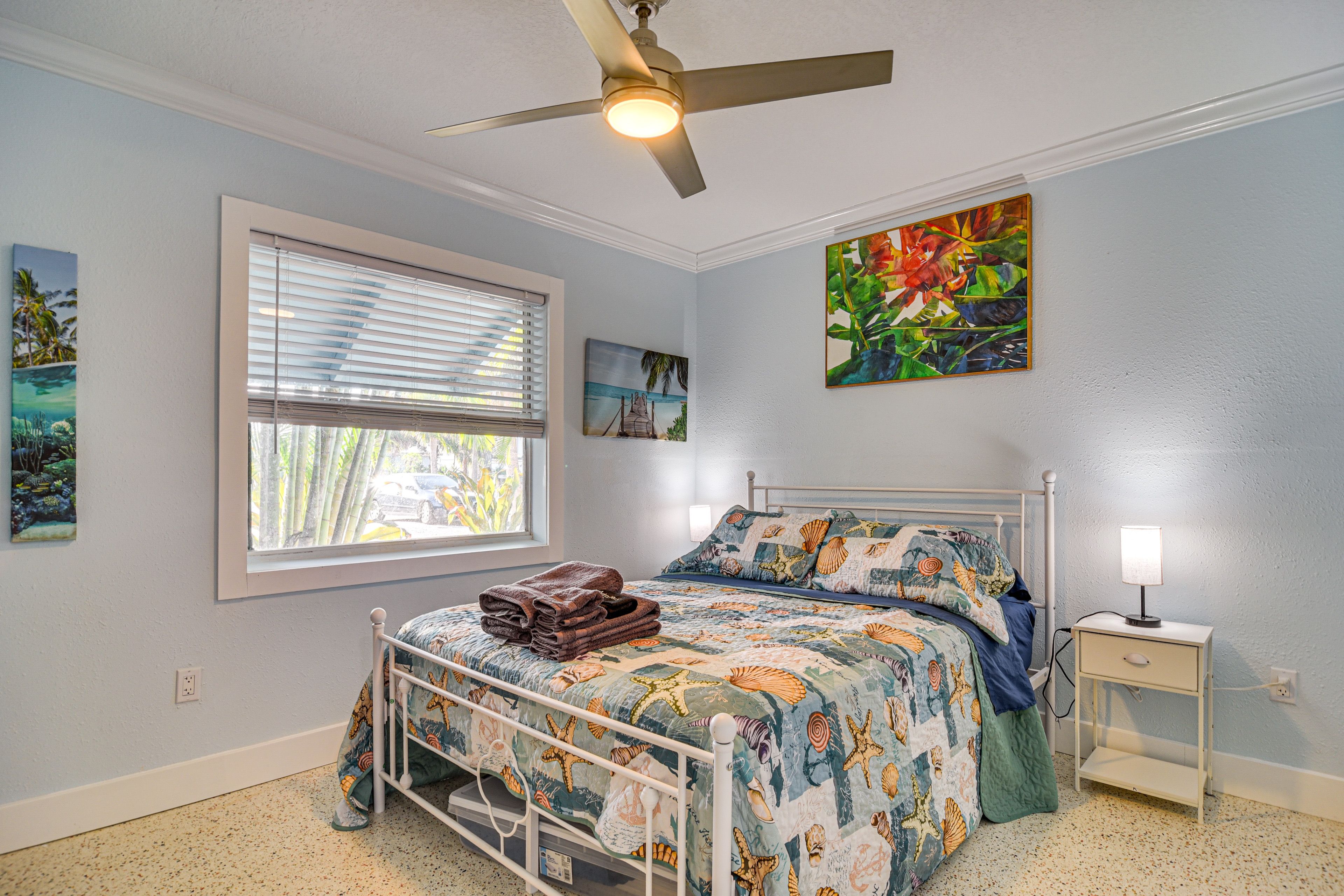 Unit 2 |  Bedroom 1 | Queen Bed