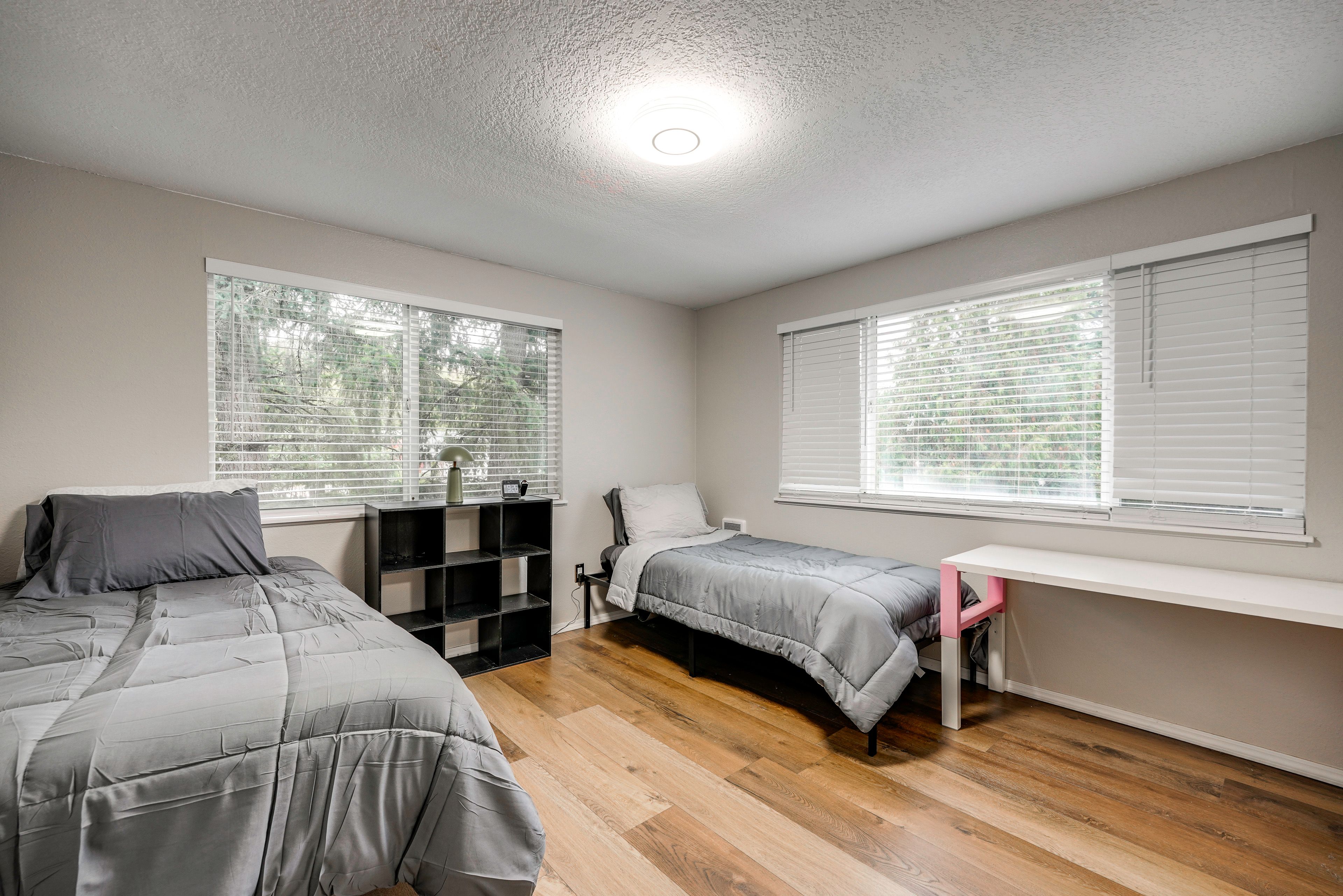 Bedroom 2 | 2 Twin Beds