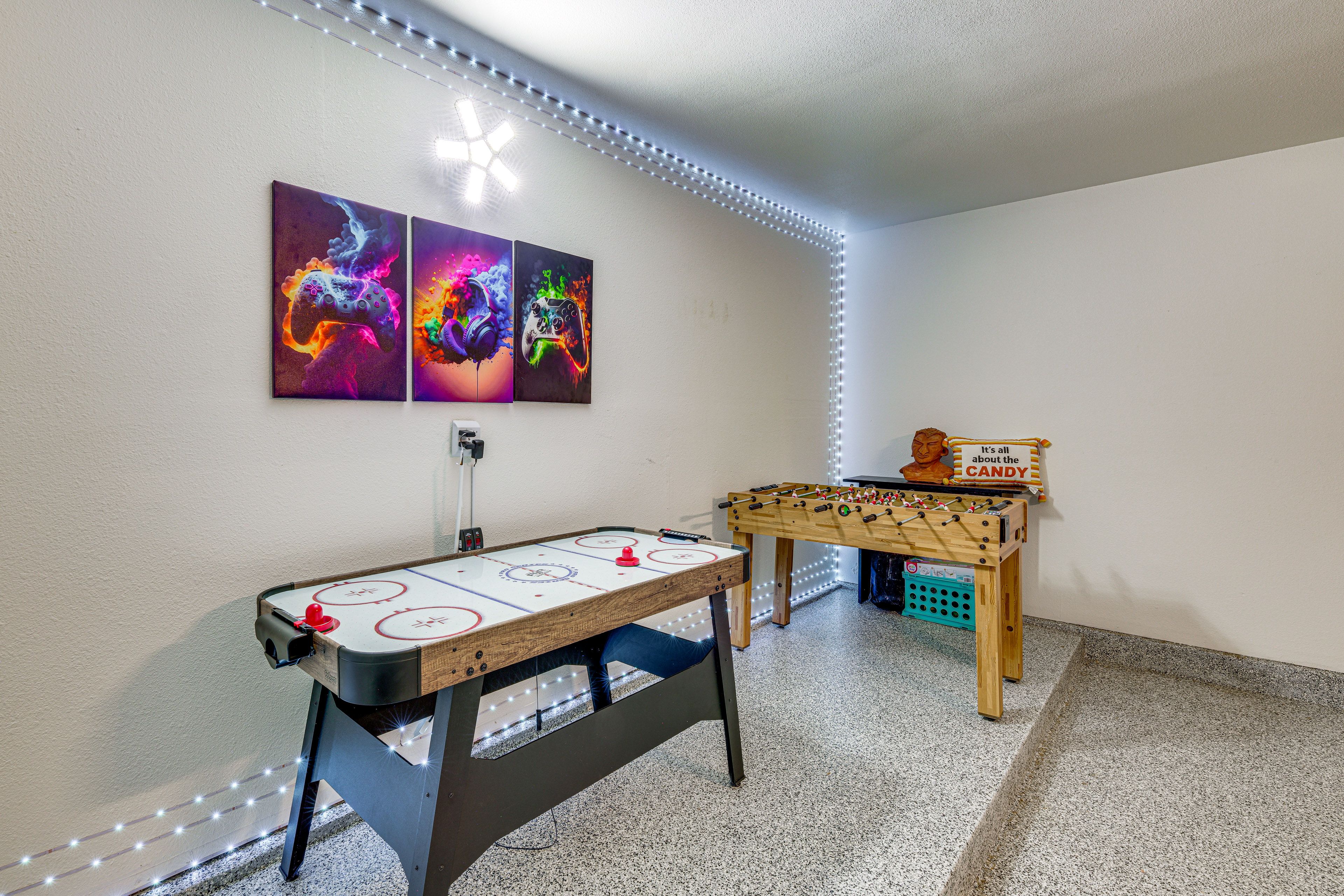 Game Room (Garage) | Air Hockey | Foosball