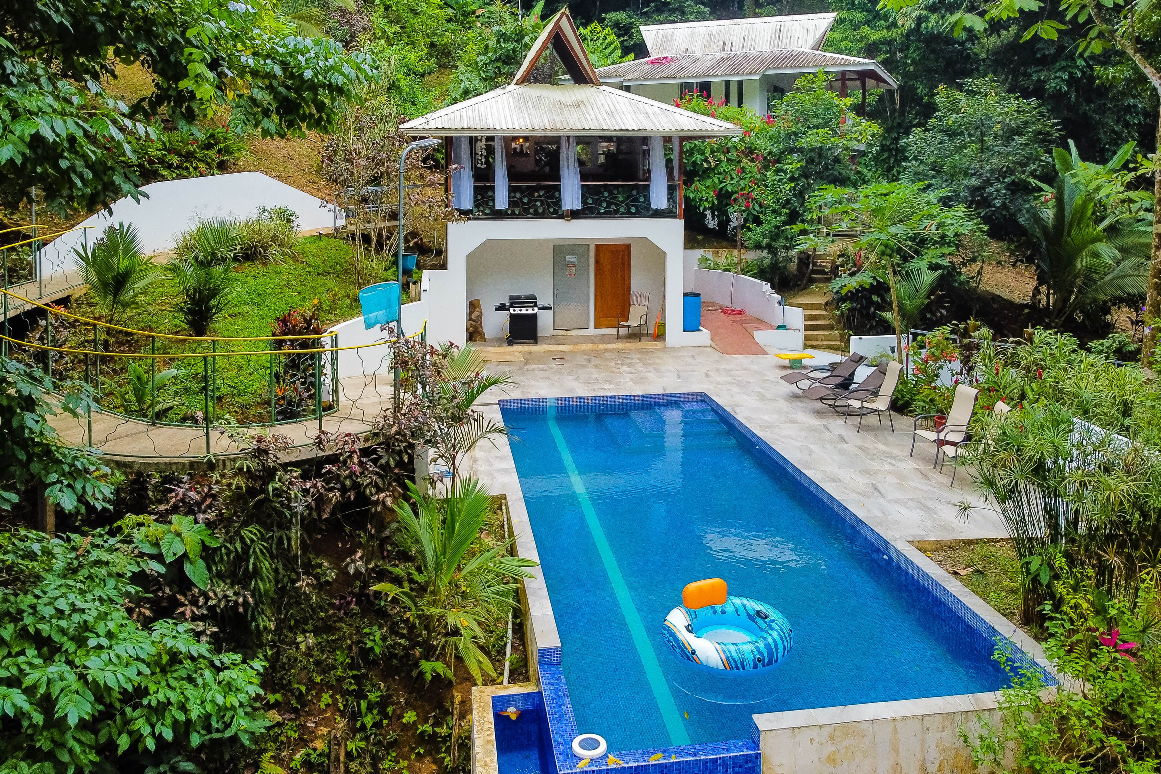 Tres Rios Vacation Rental | 3 Private Studio Bungalows | 3.5BA | 1,935 Sq Ft