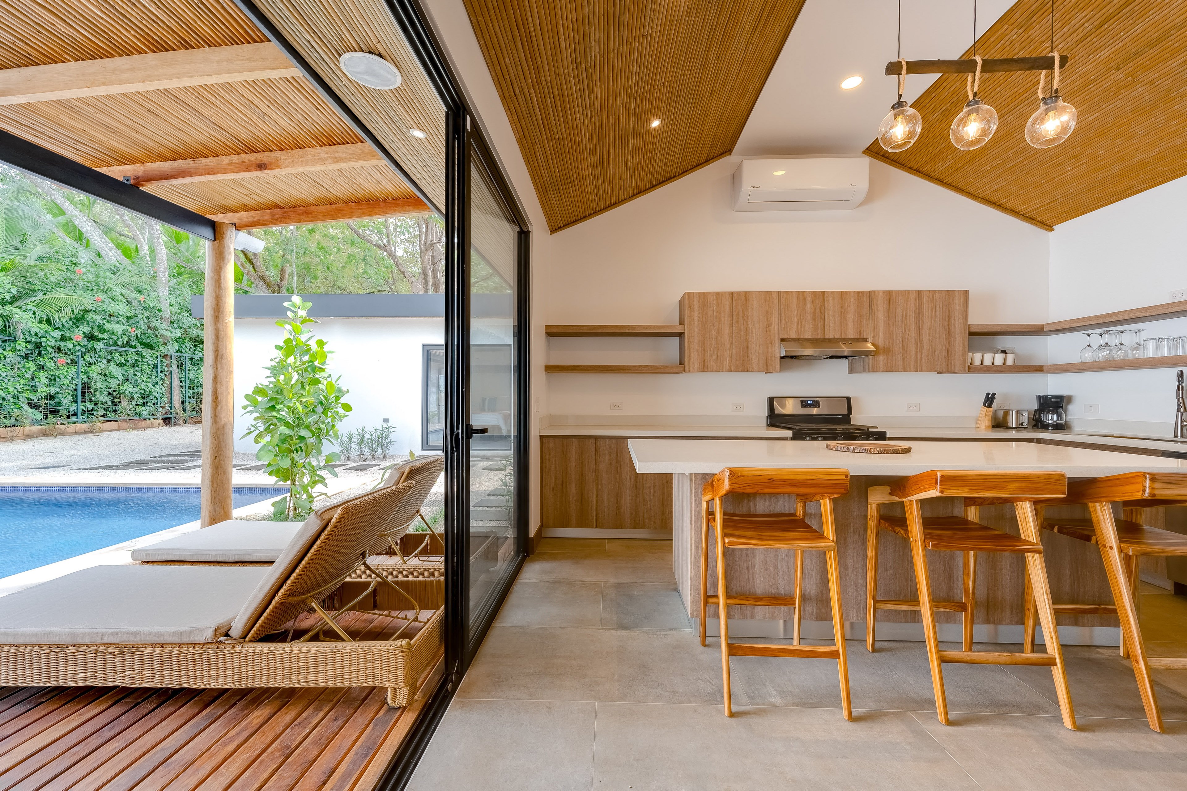Kitchen | Indoor/Outdoor Living