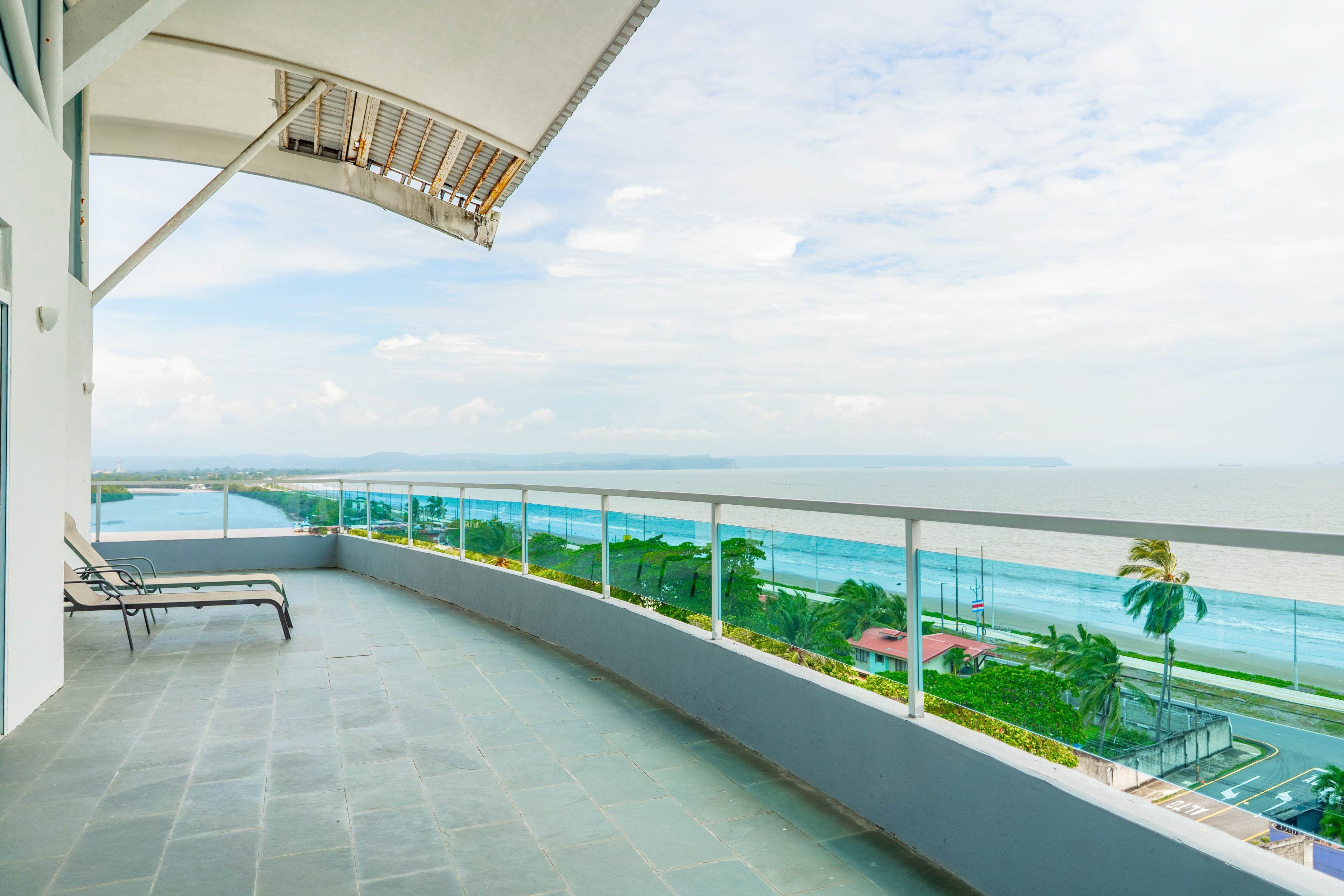 El Roble Vacation Rental | 3BR | 2.5BA | 1,800 Sq Ft