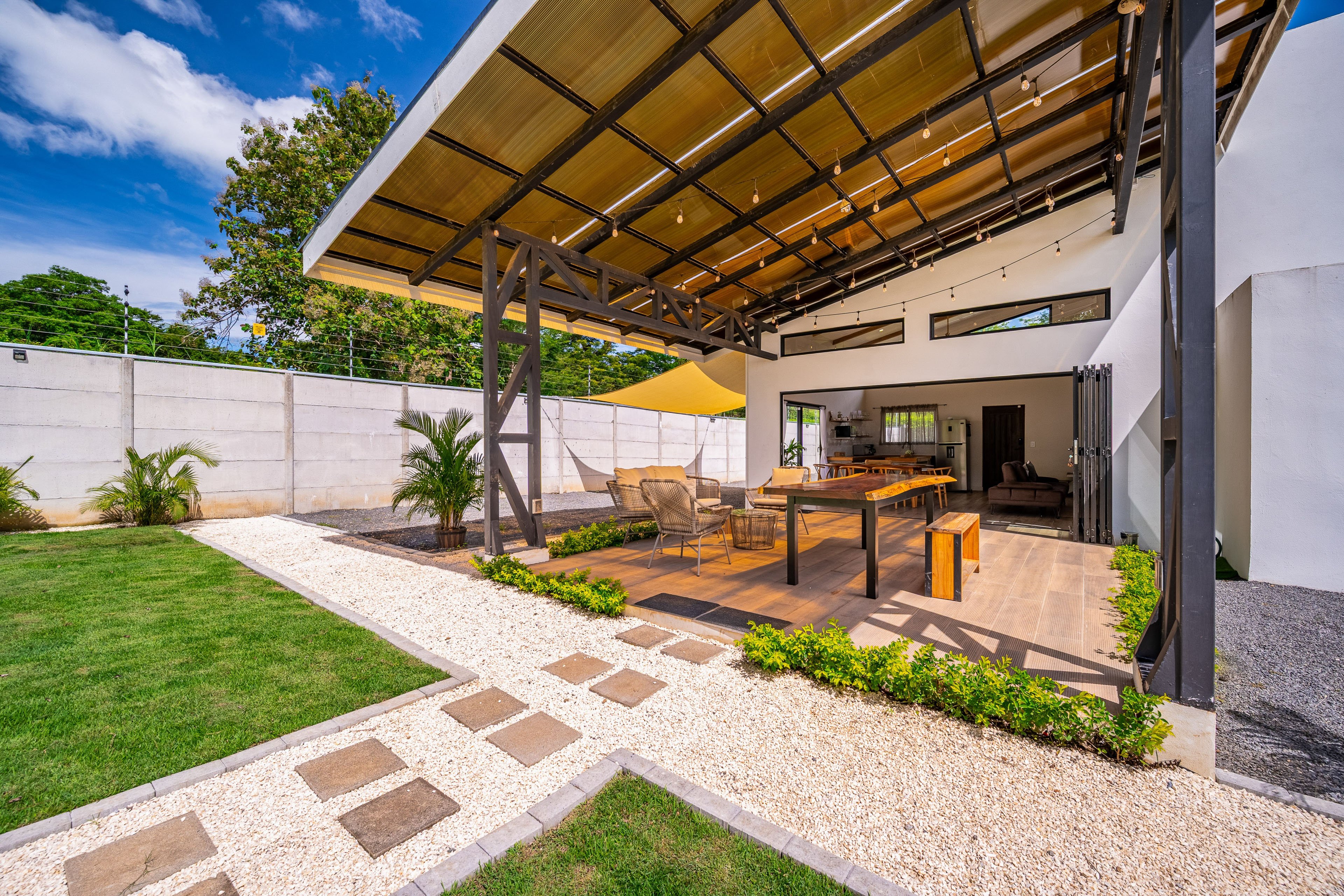 Private Lanai