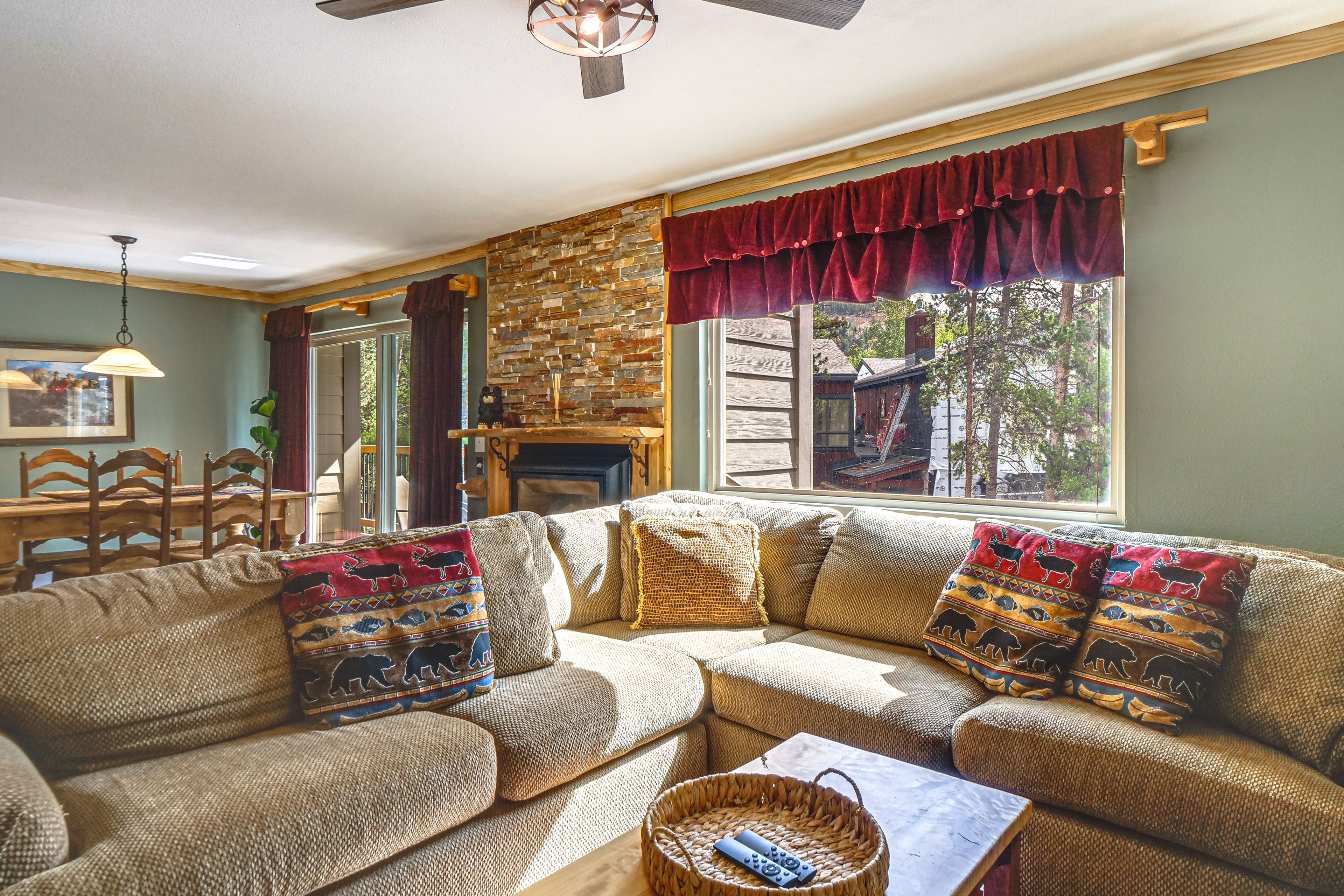 Breckenridge Vacation Rental | 2BR | 2BA | 1,006 Sq Ft | Stairs to Enter