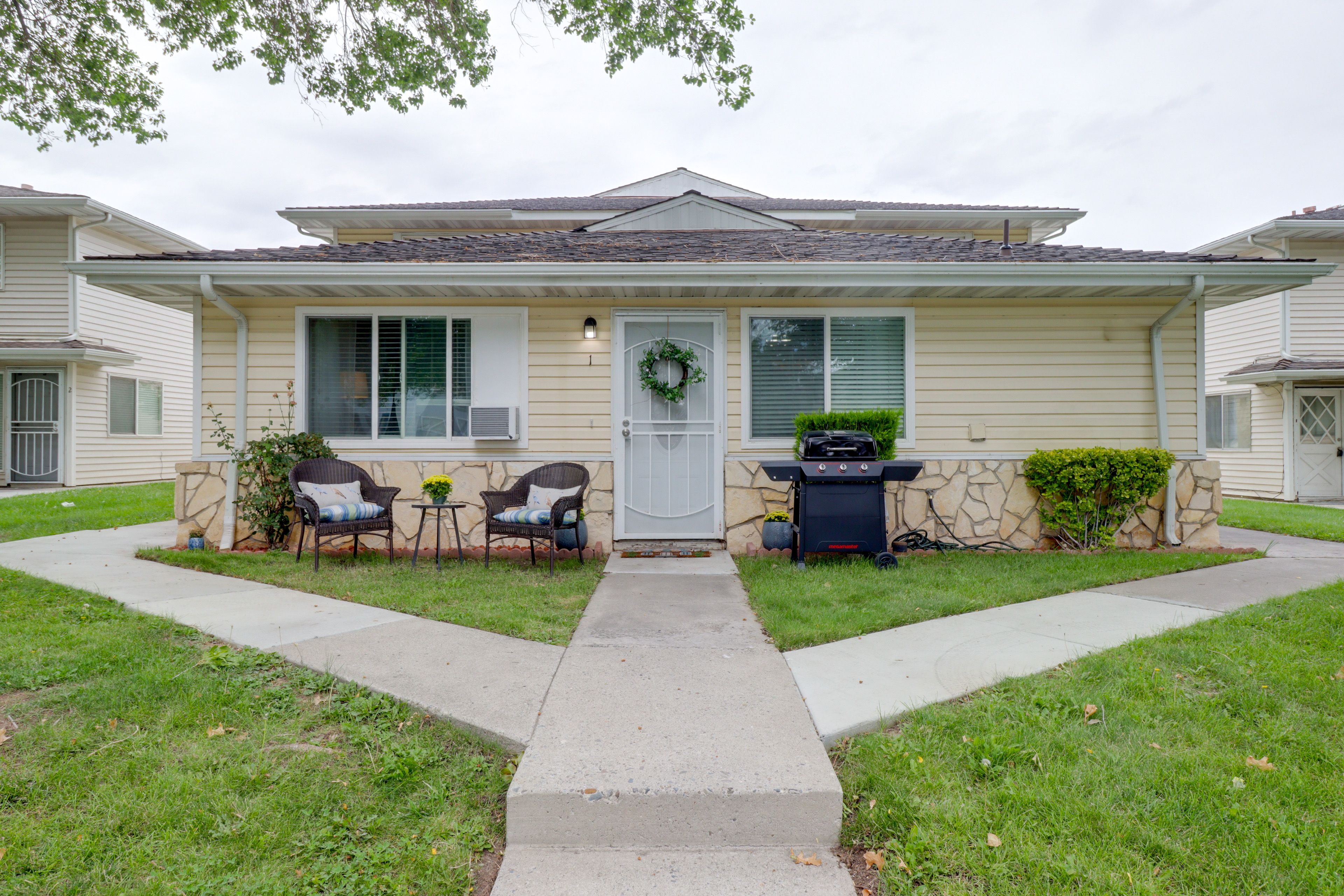 Condo Exterior | Gas Grill | Garage (1 Vehicle) | Street Parking