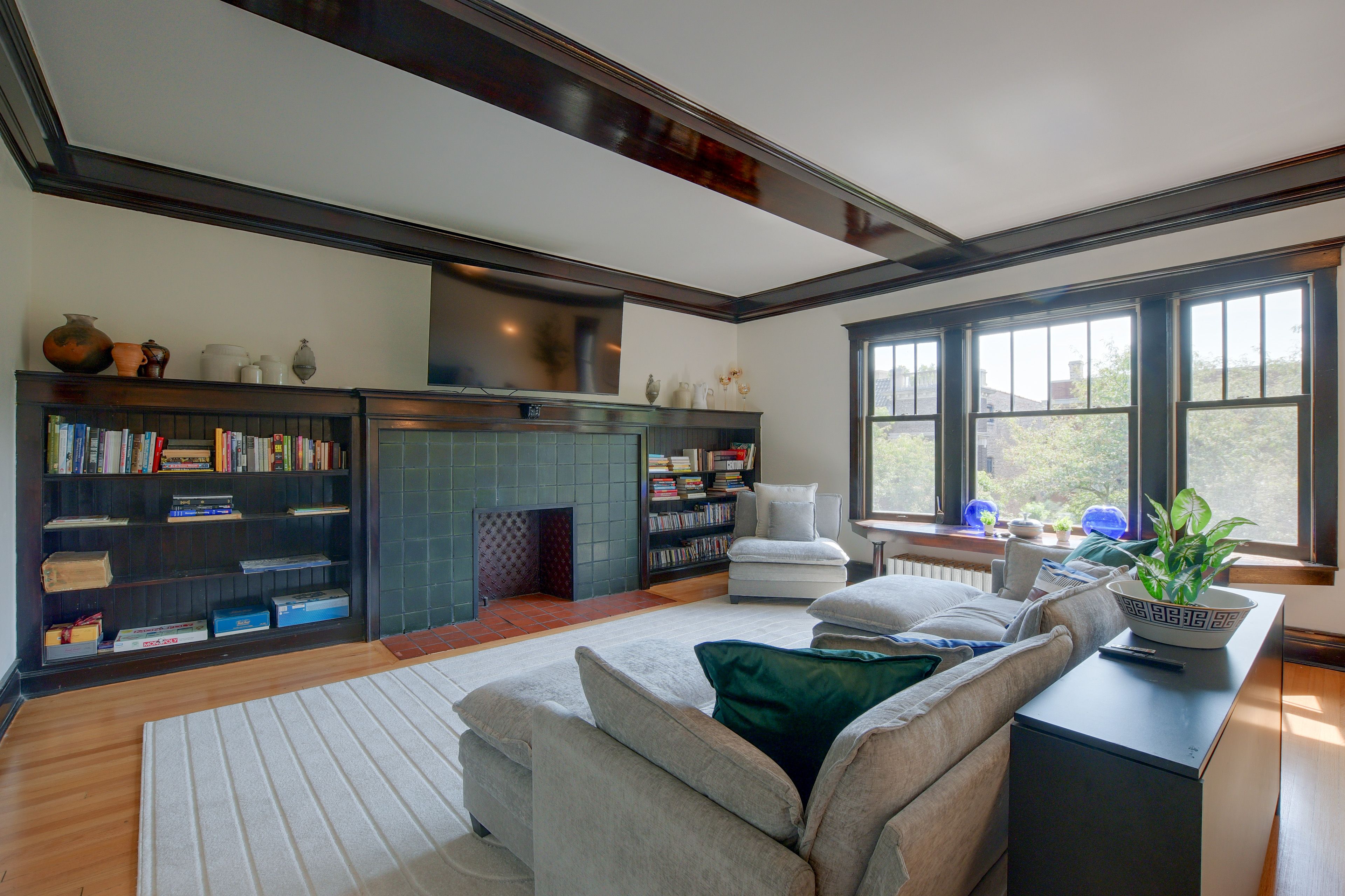 Living Room | Twin Sleeper Chair