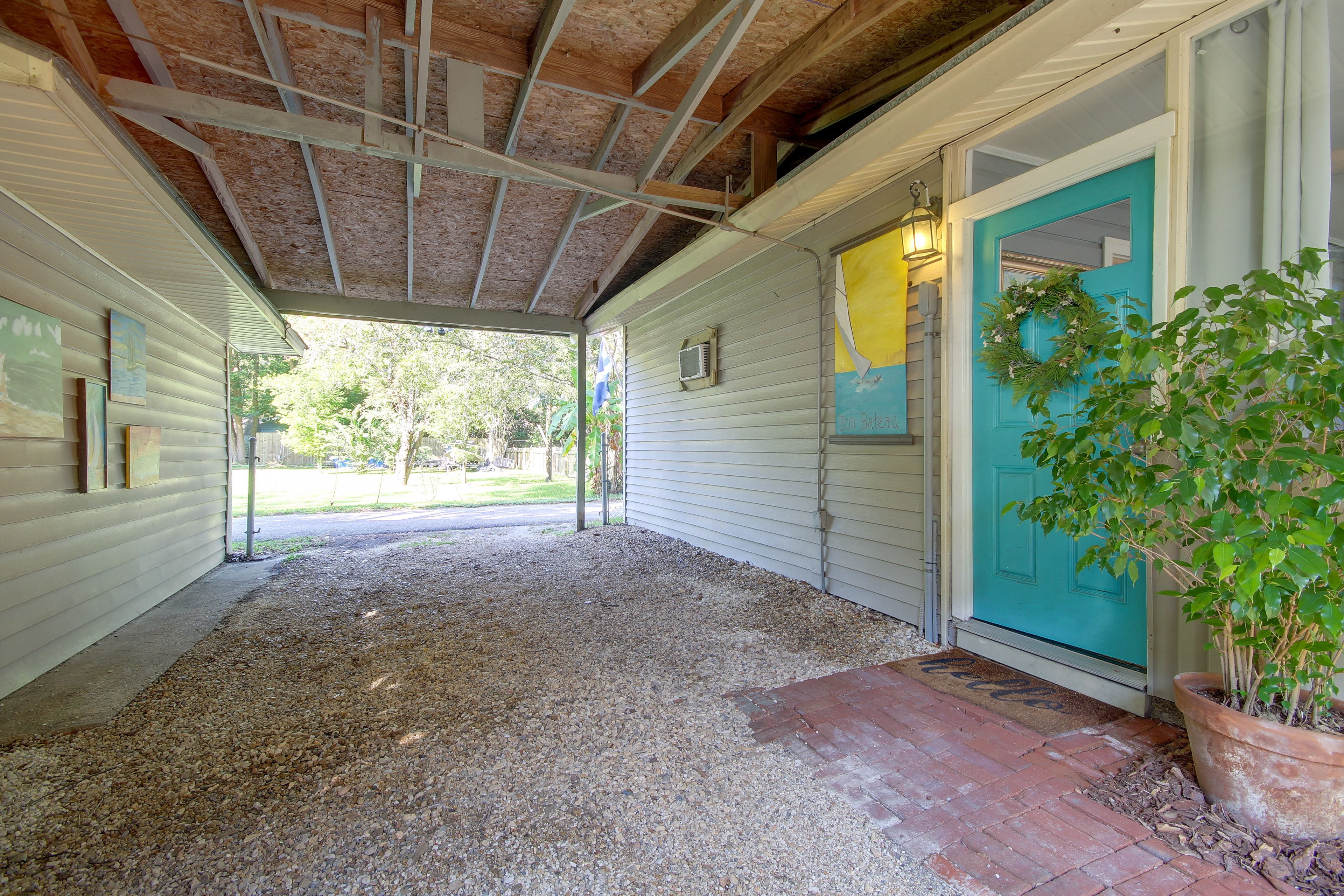 Carport Parking (1 Vehicle)
