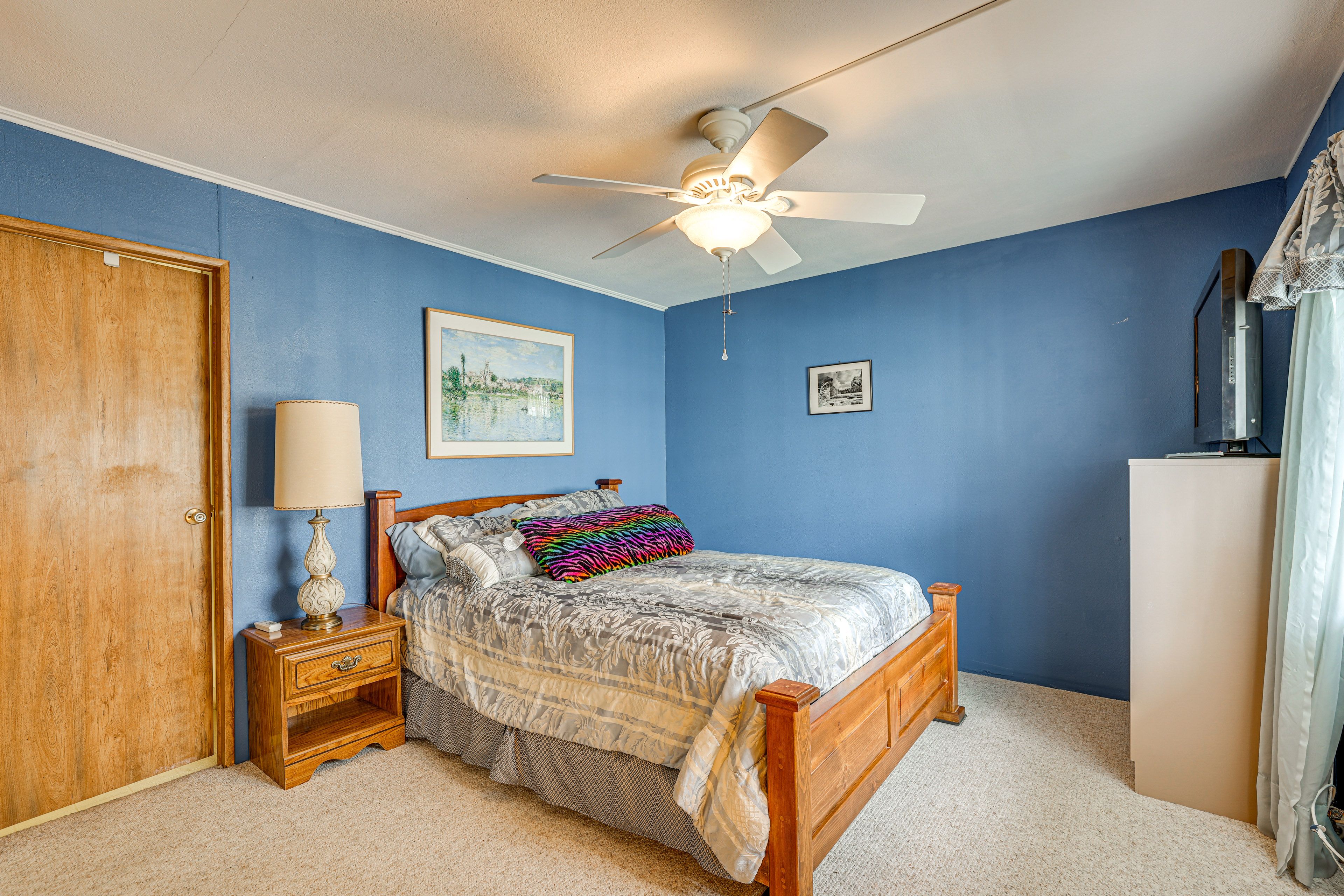 Bedroom 2 | Queen Bed