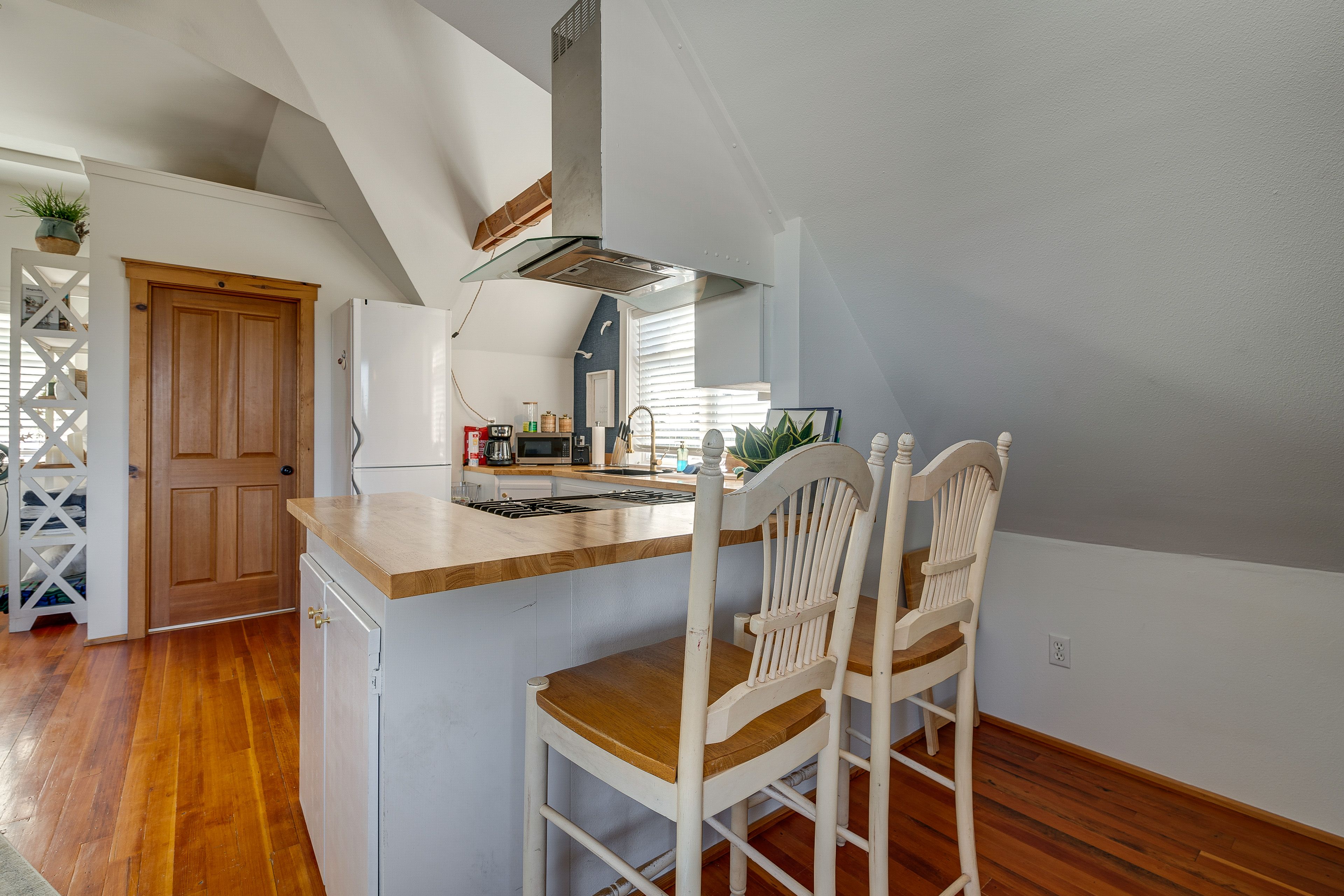 Kitchen | 1st Floor