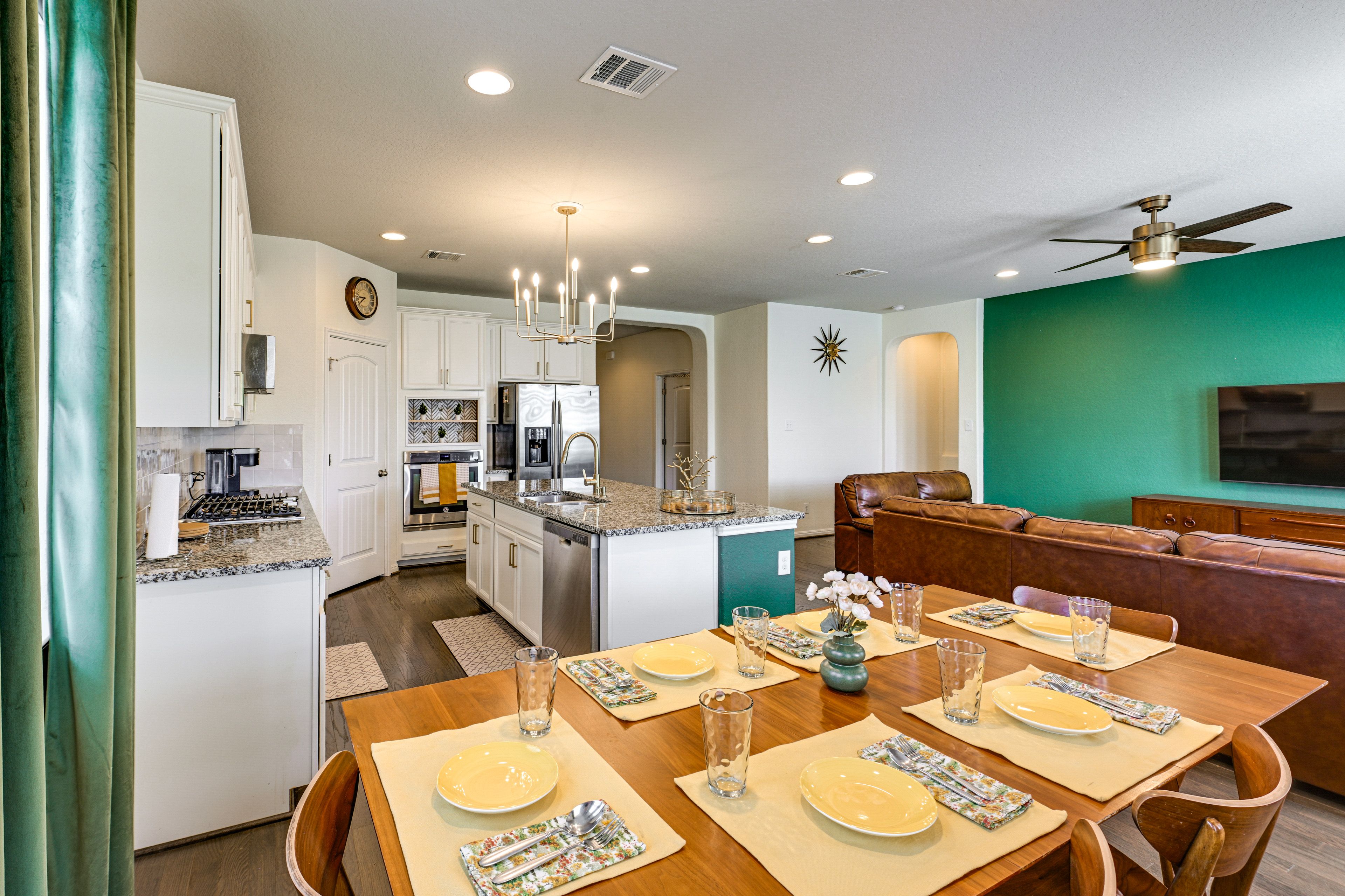 San Antonio Vacation Rental | 5BR | 3BA | 2,234 Sq Ft