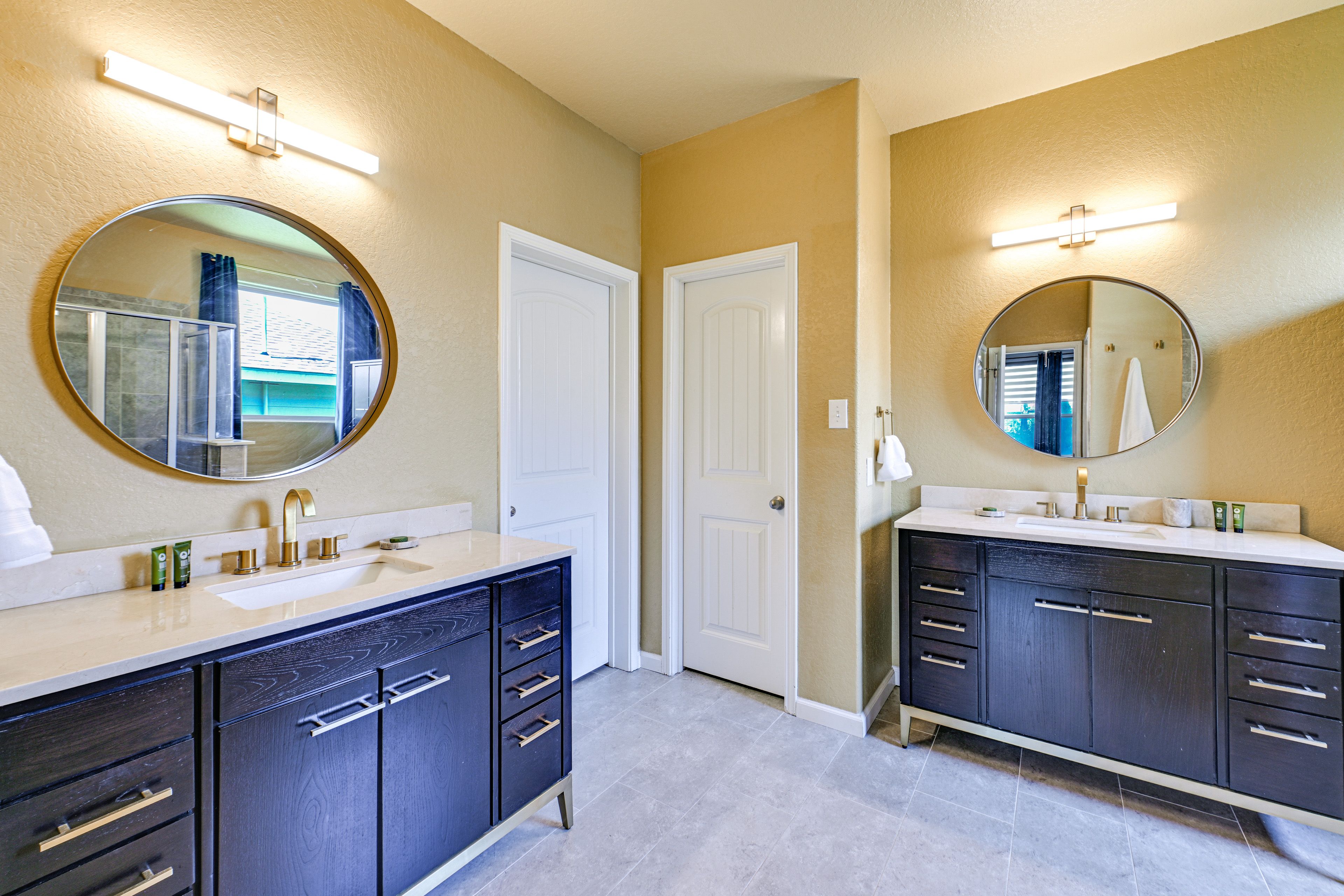 Bathroom | Shower