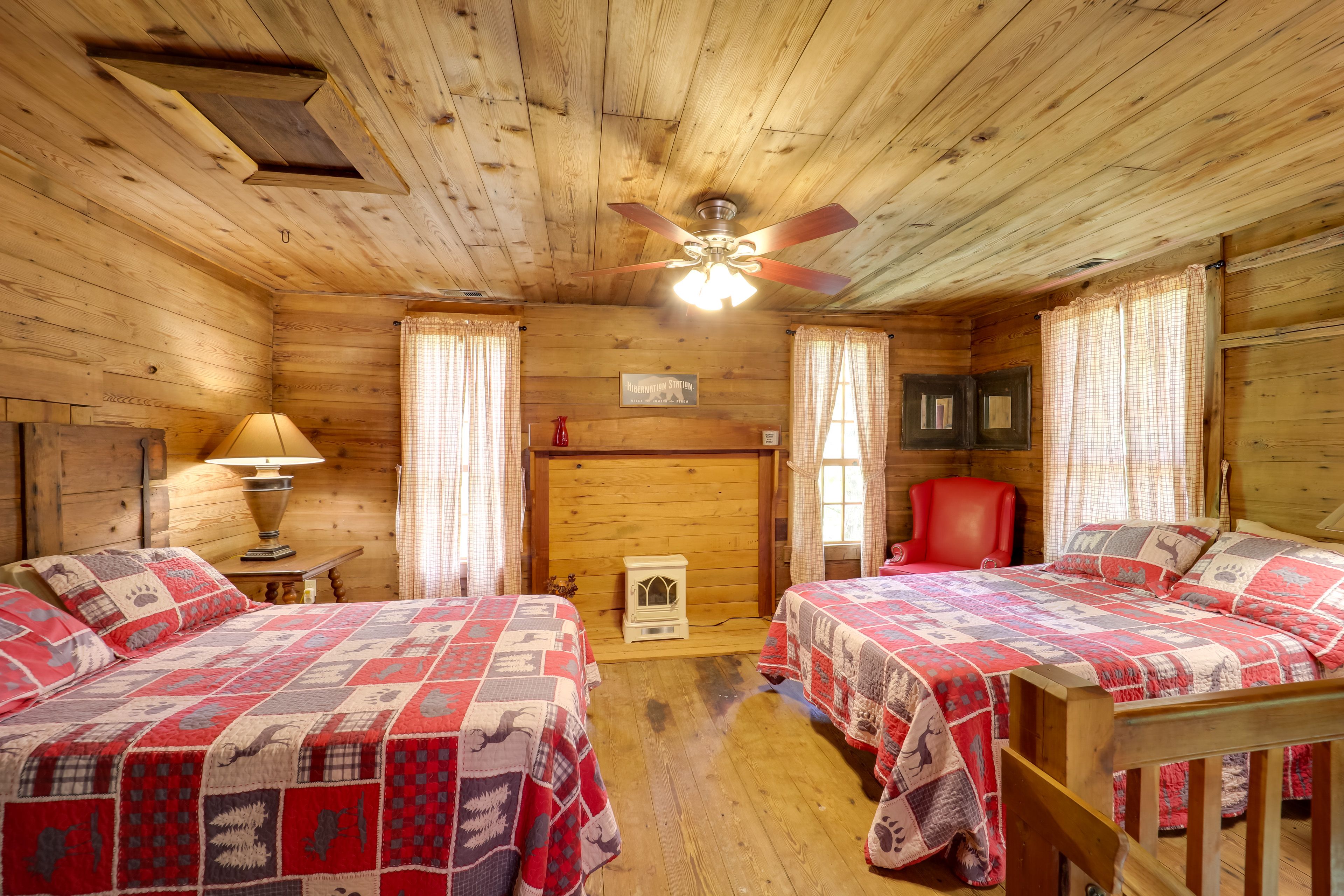 Unit 6 | Bedroom 6 | 2 Full Beds | 2nd Floor