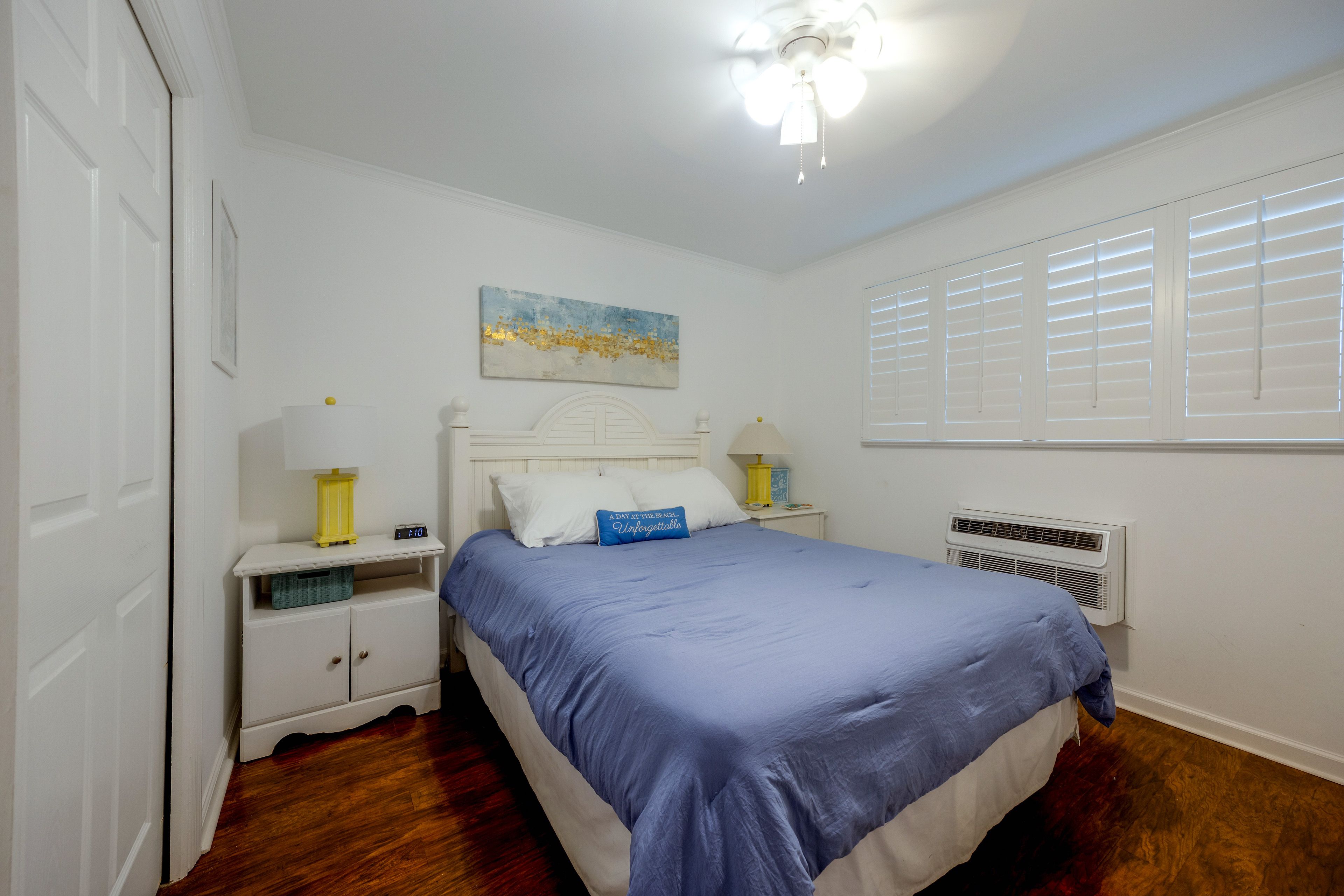 Bedroom 2 | King Bed
