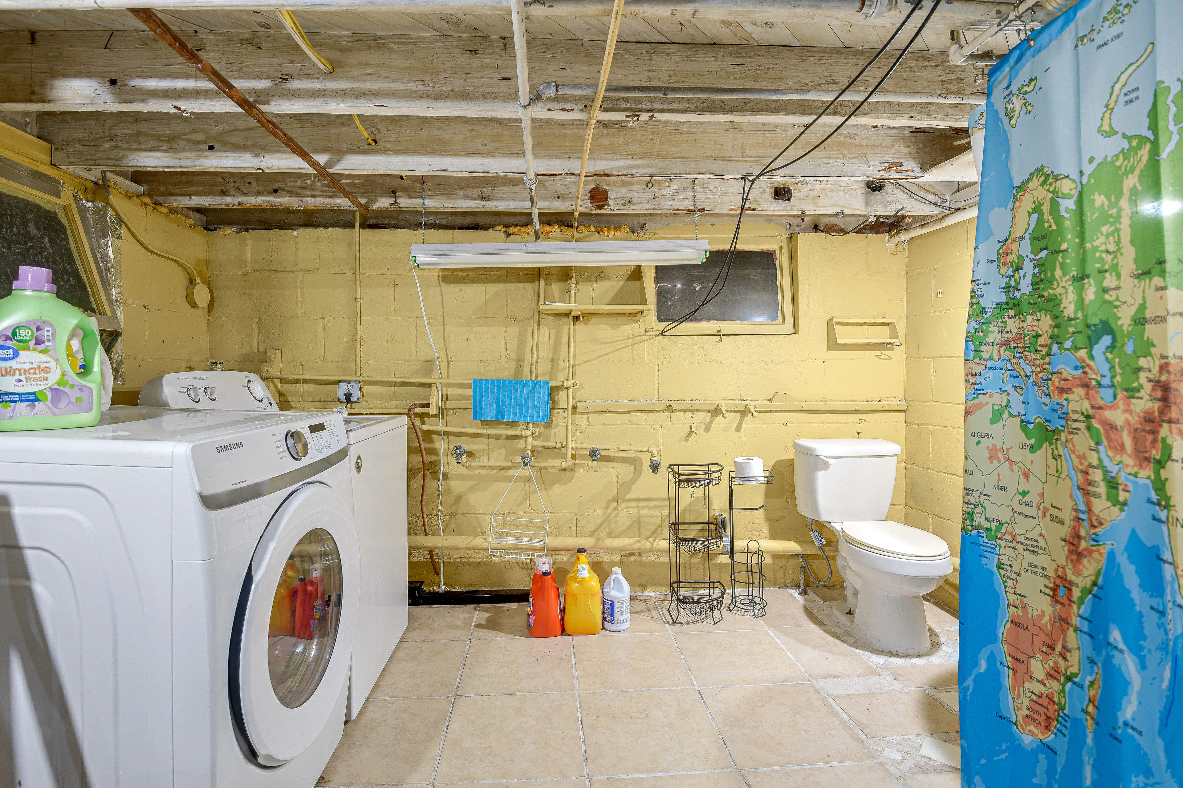 Half Bathroom | Basement Floor