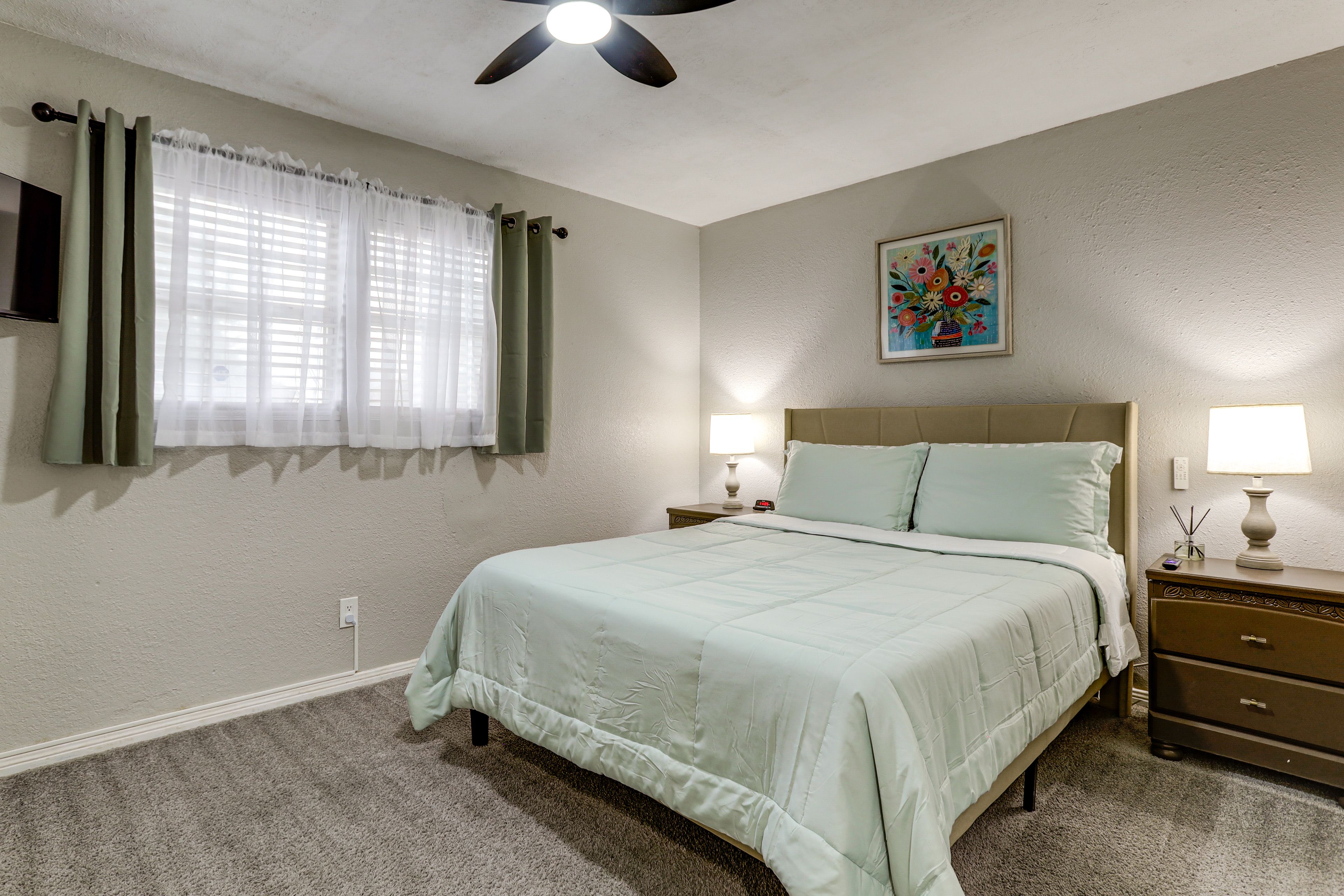 Bedroom 2 | Queen Bed | 2nd Floor