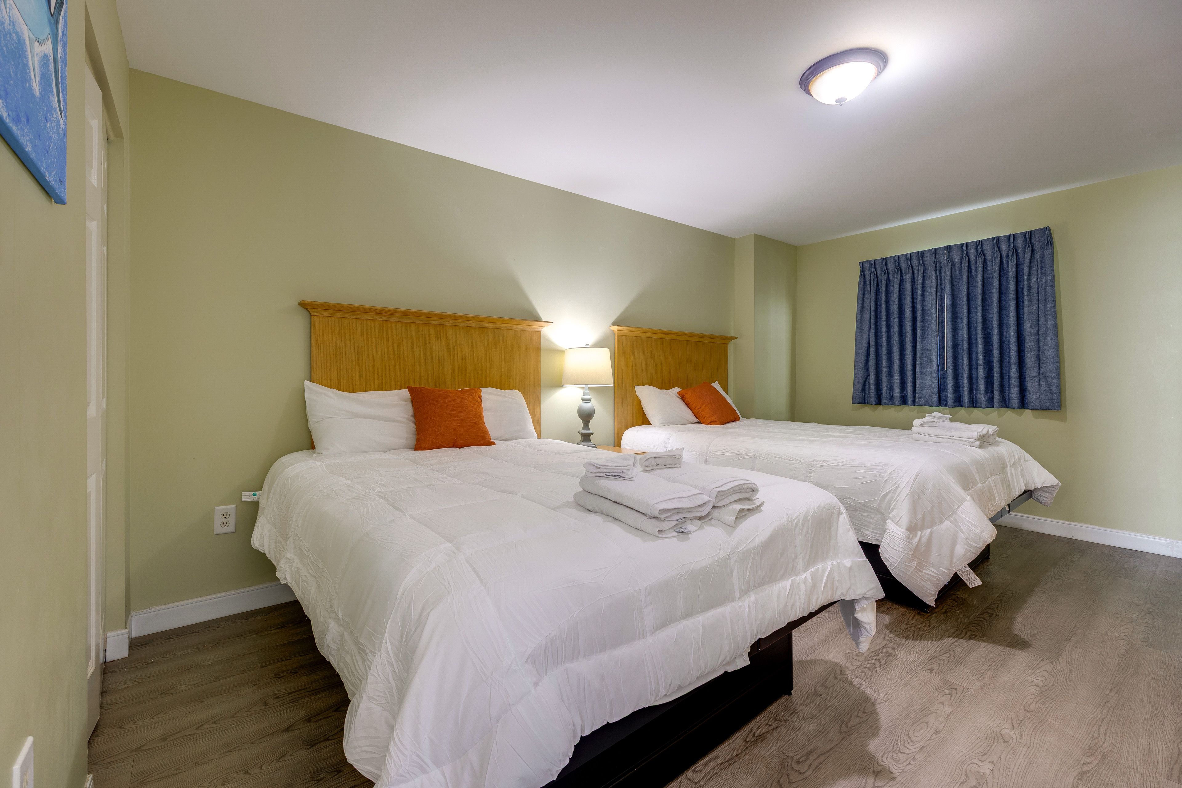 Bedroom | 2 Queen Beds
