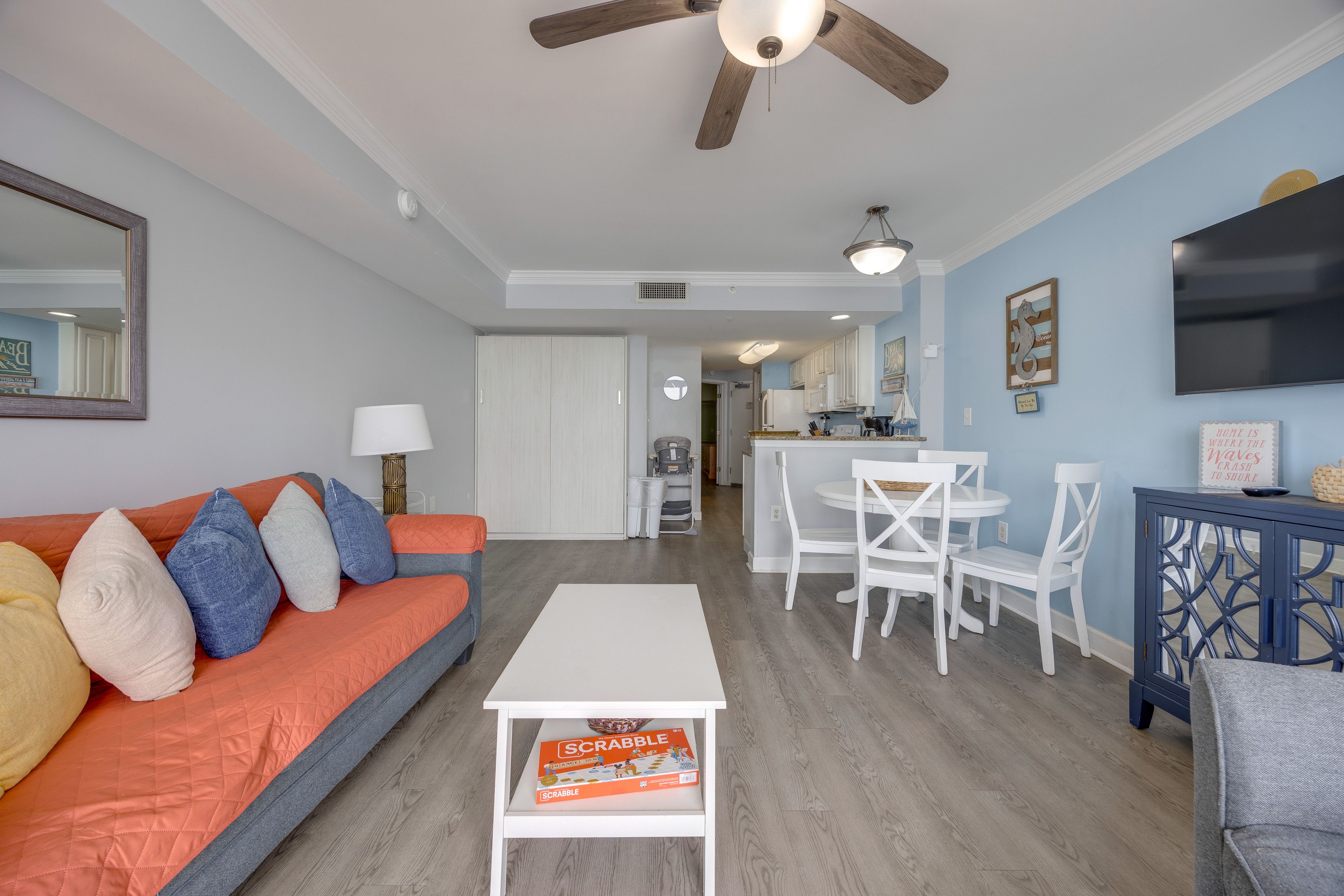 Living Room | Queen Sleeper Sofa | Queen Murphy Bed