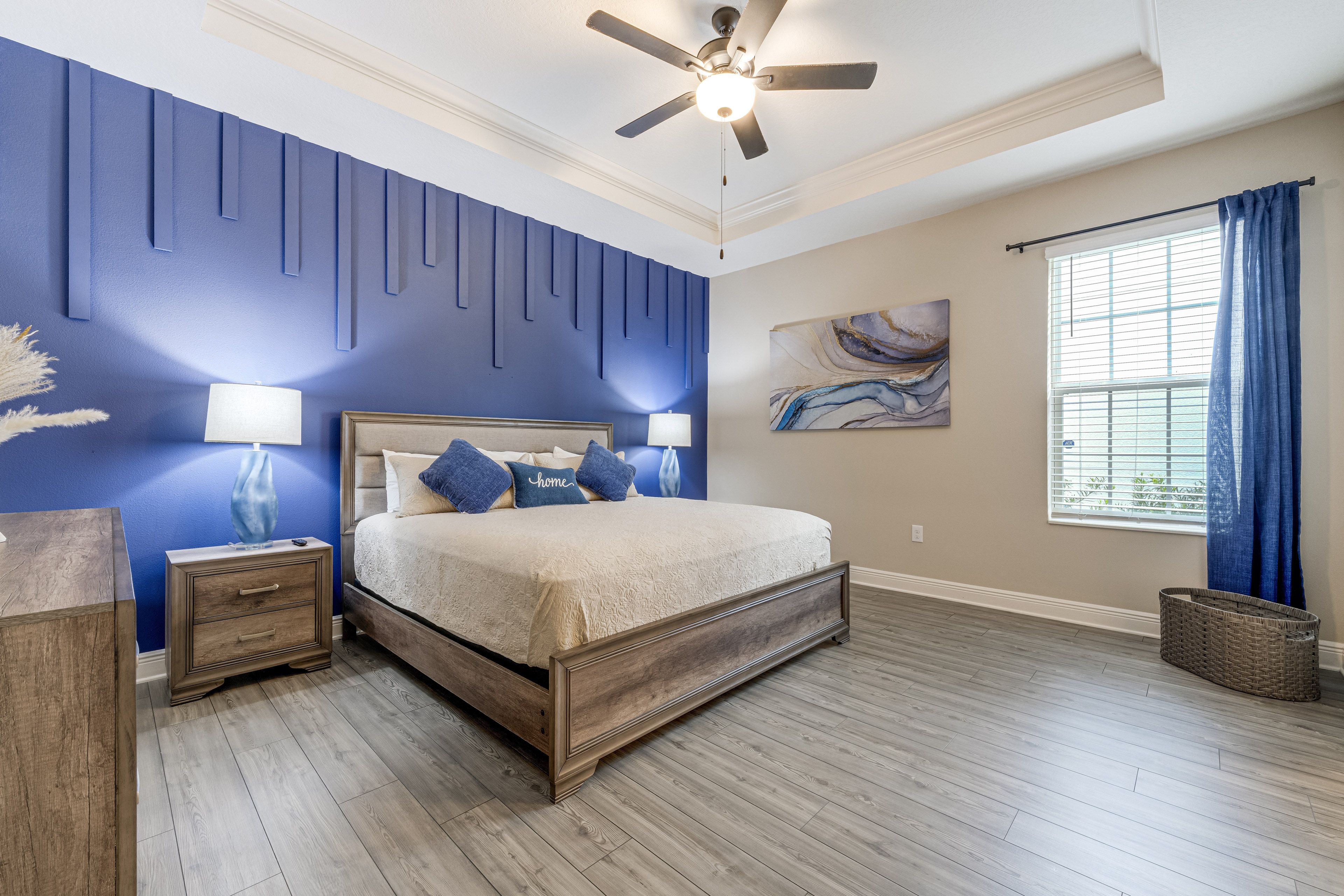 Bedroom | King Bed | Smart TV | 1st Floor