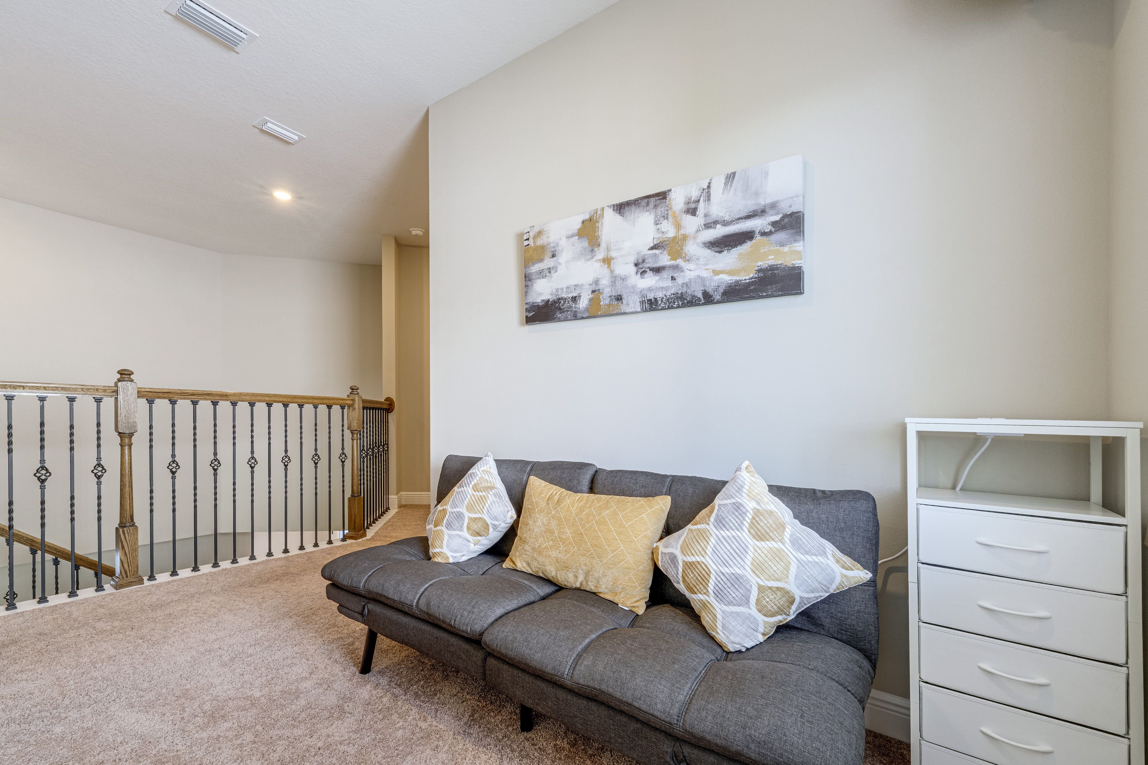 Loft | Queen Futon | 2nd Floor