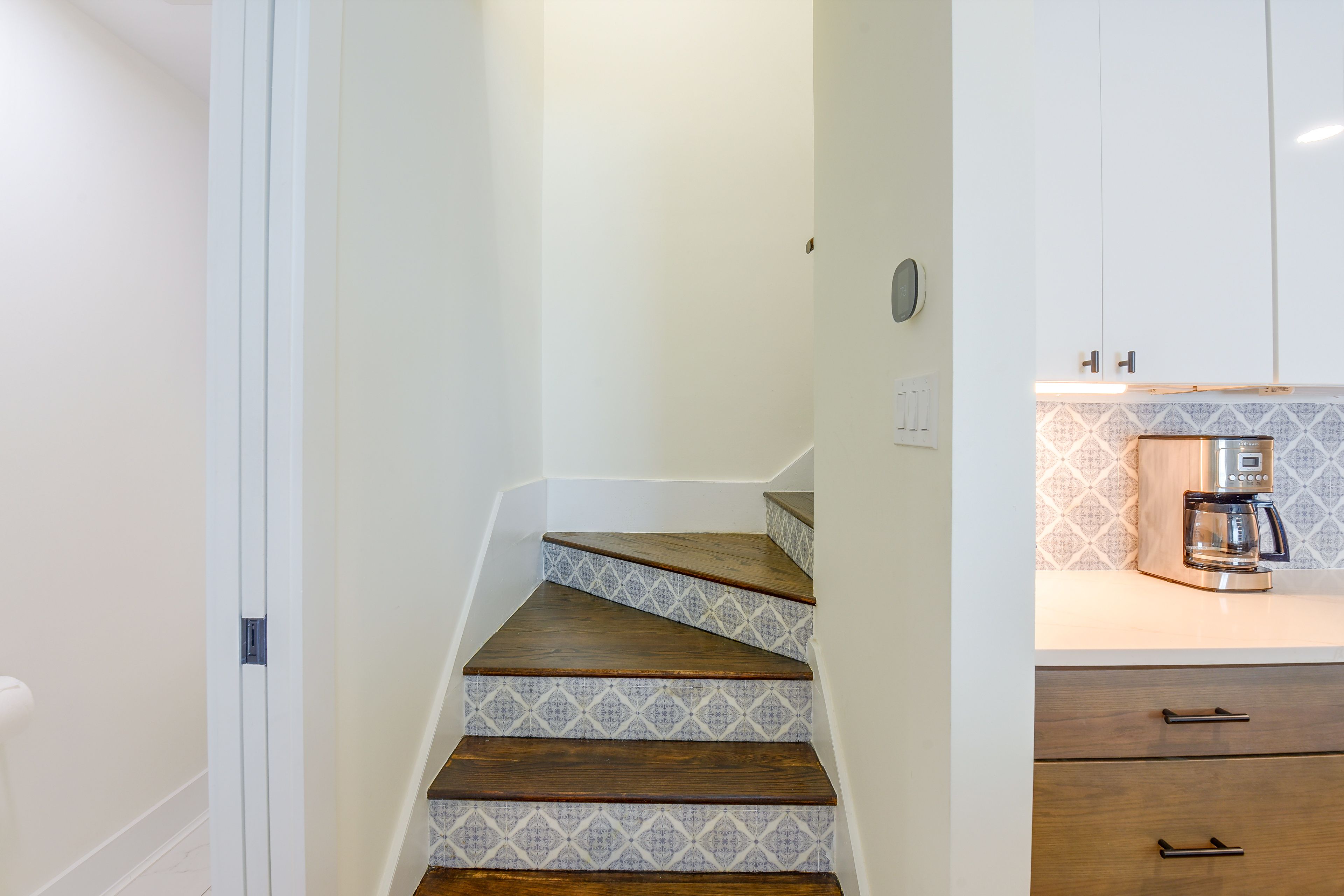 Stairs to 2nd Floor