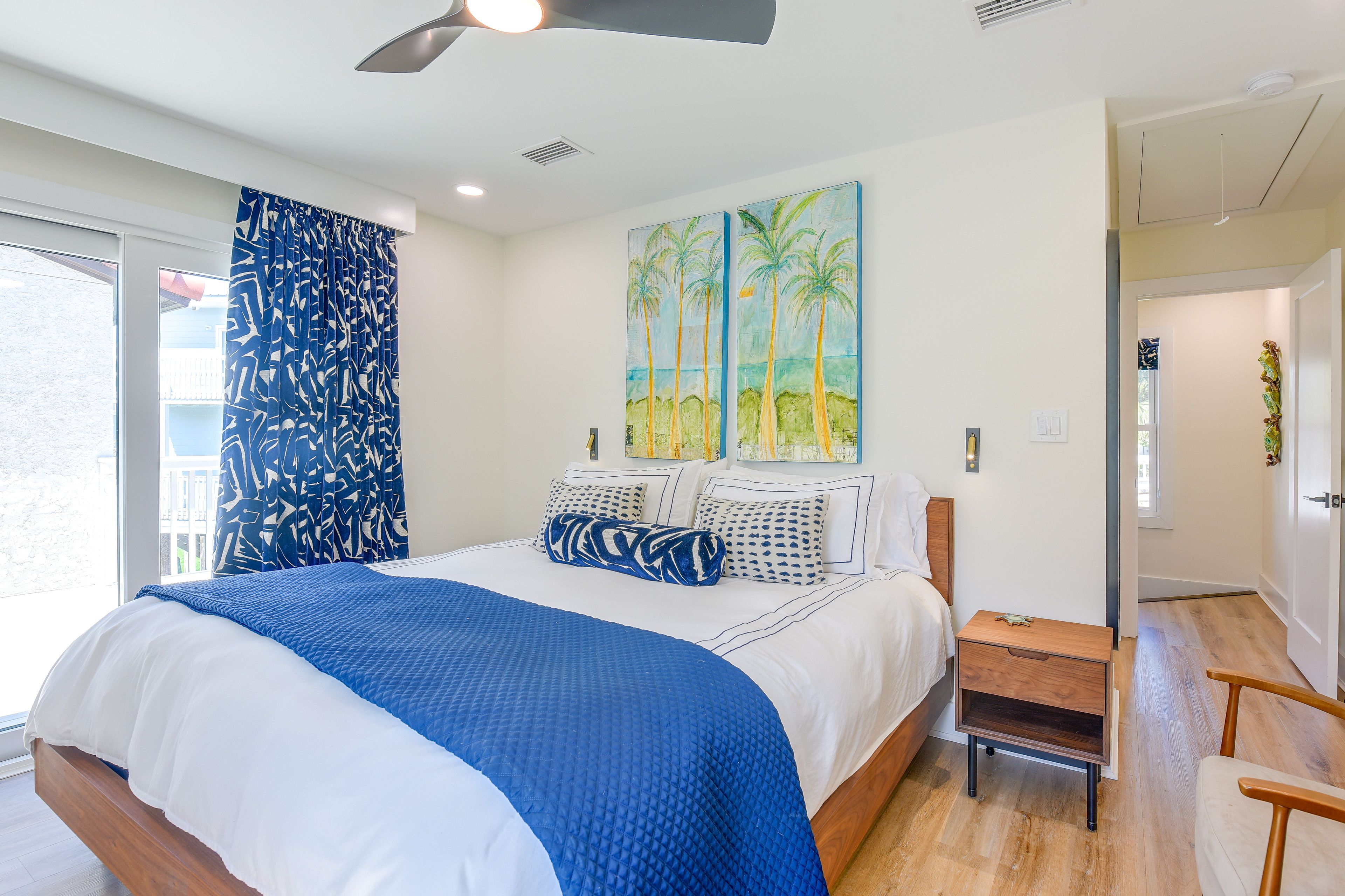 Bedroom 1 | Queen Bed | 2nd Floor