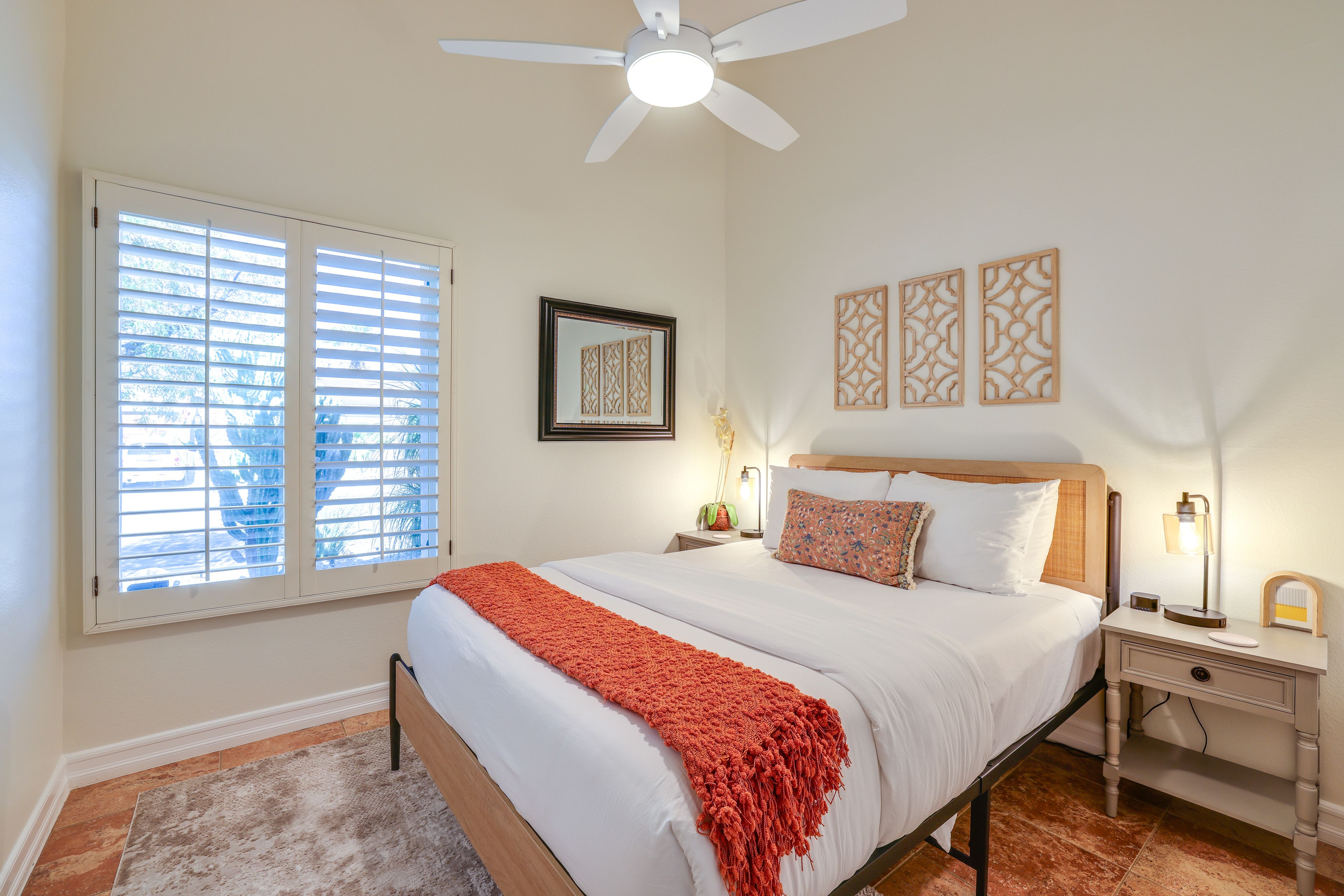 Bedroom 3 | Queen Bed