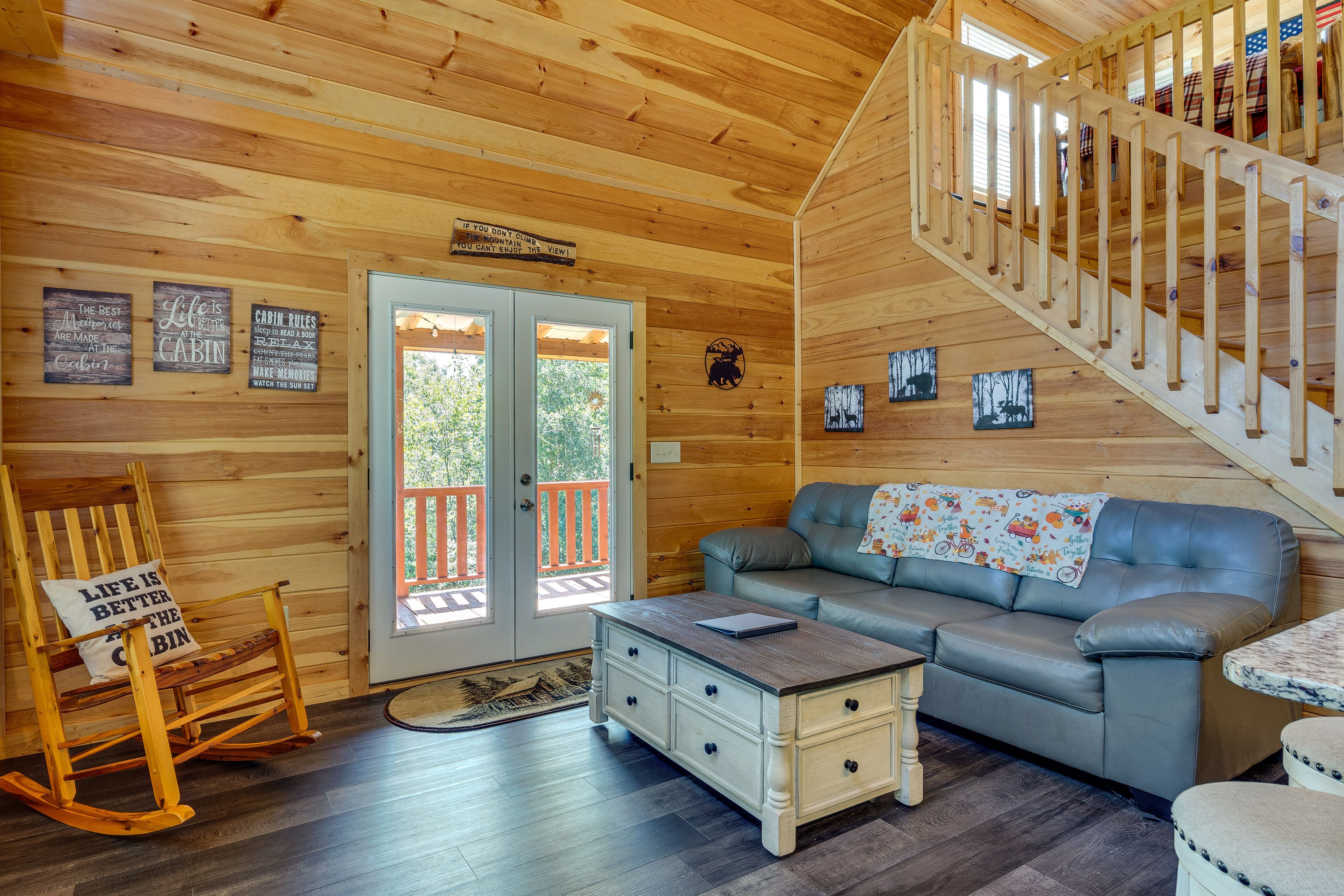 Living Room | Queen Sleeper Sofa | 1st Floor
