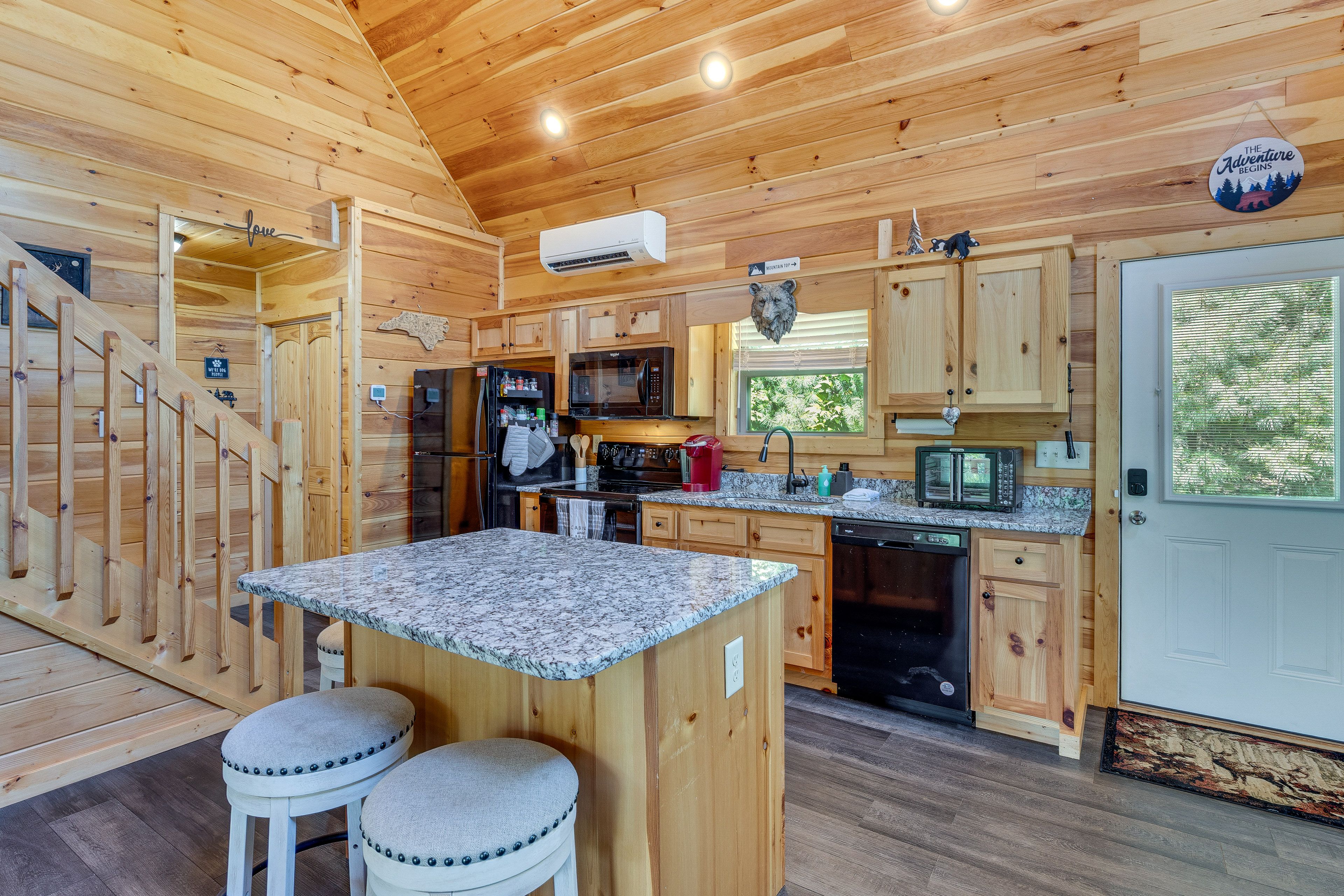 Kitchen | 1st Floor