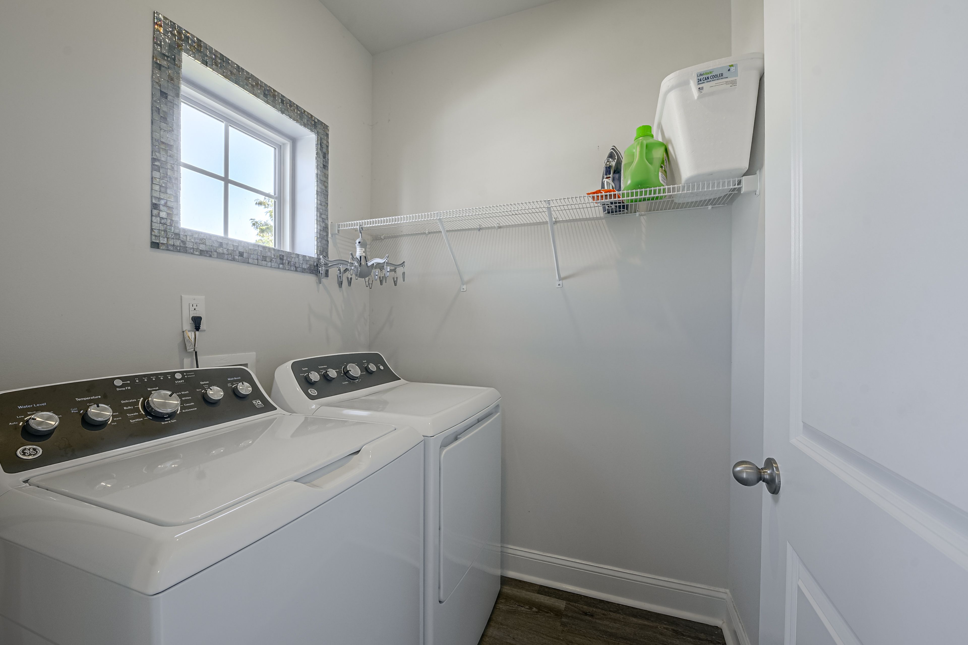 Laundry Area | Main Level