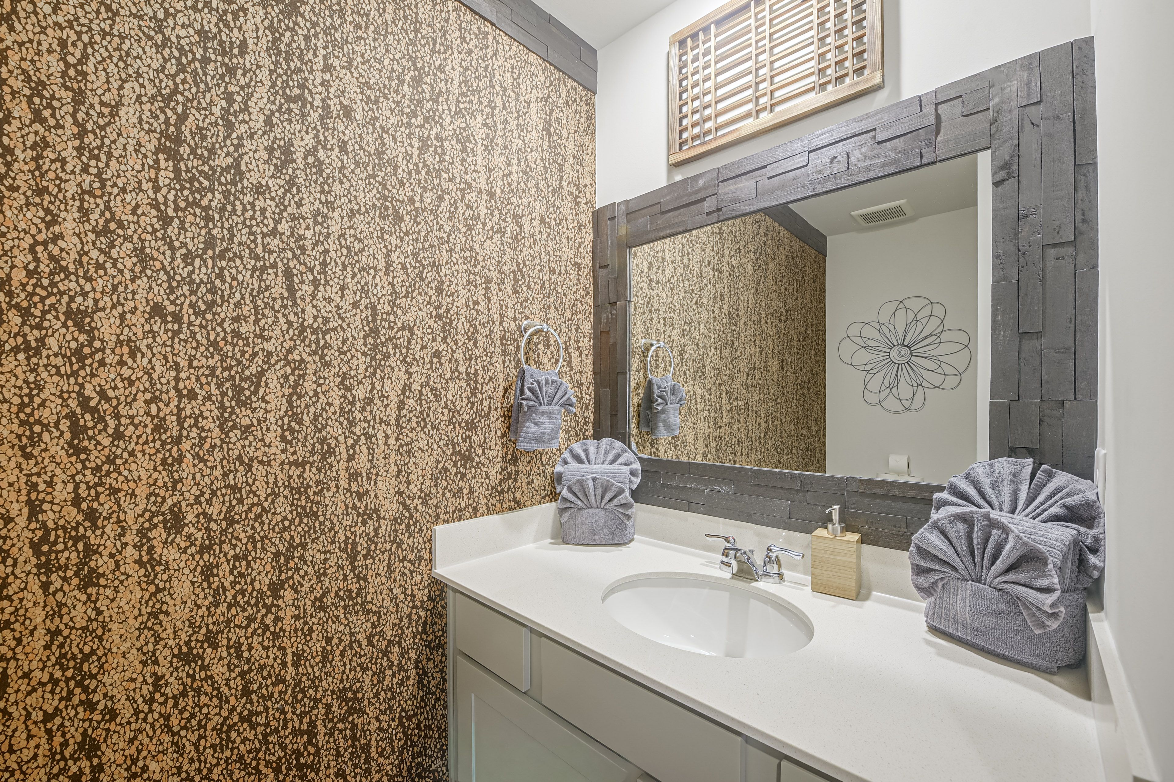 Bathroom | Upper Level