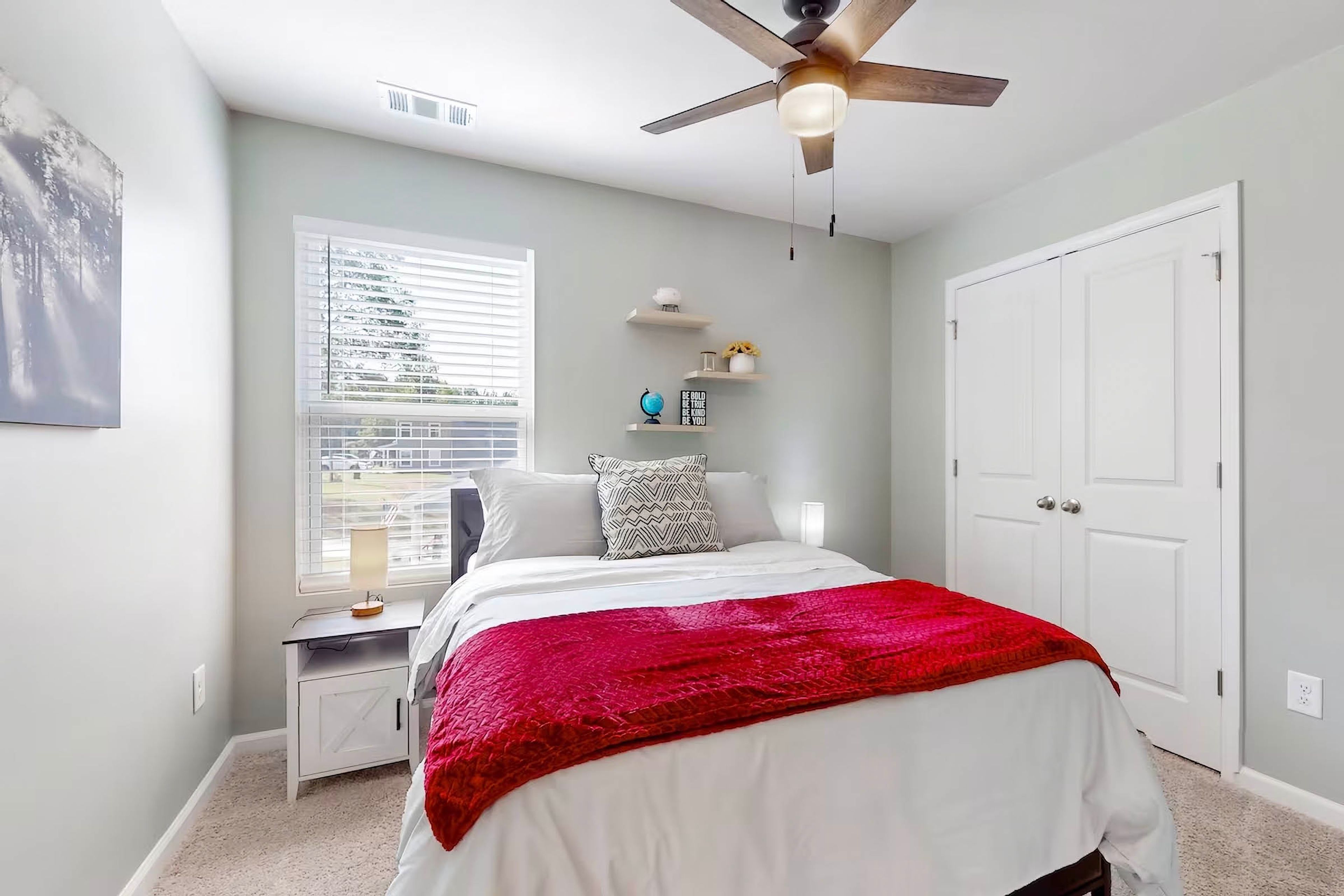Bedroom | Full Bed | Smart TV | 2nd Floor
