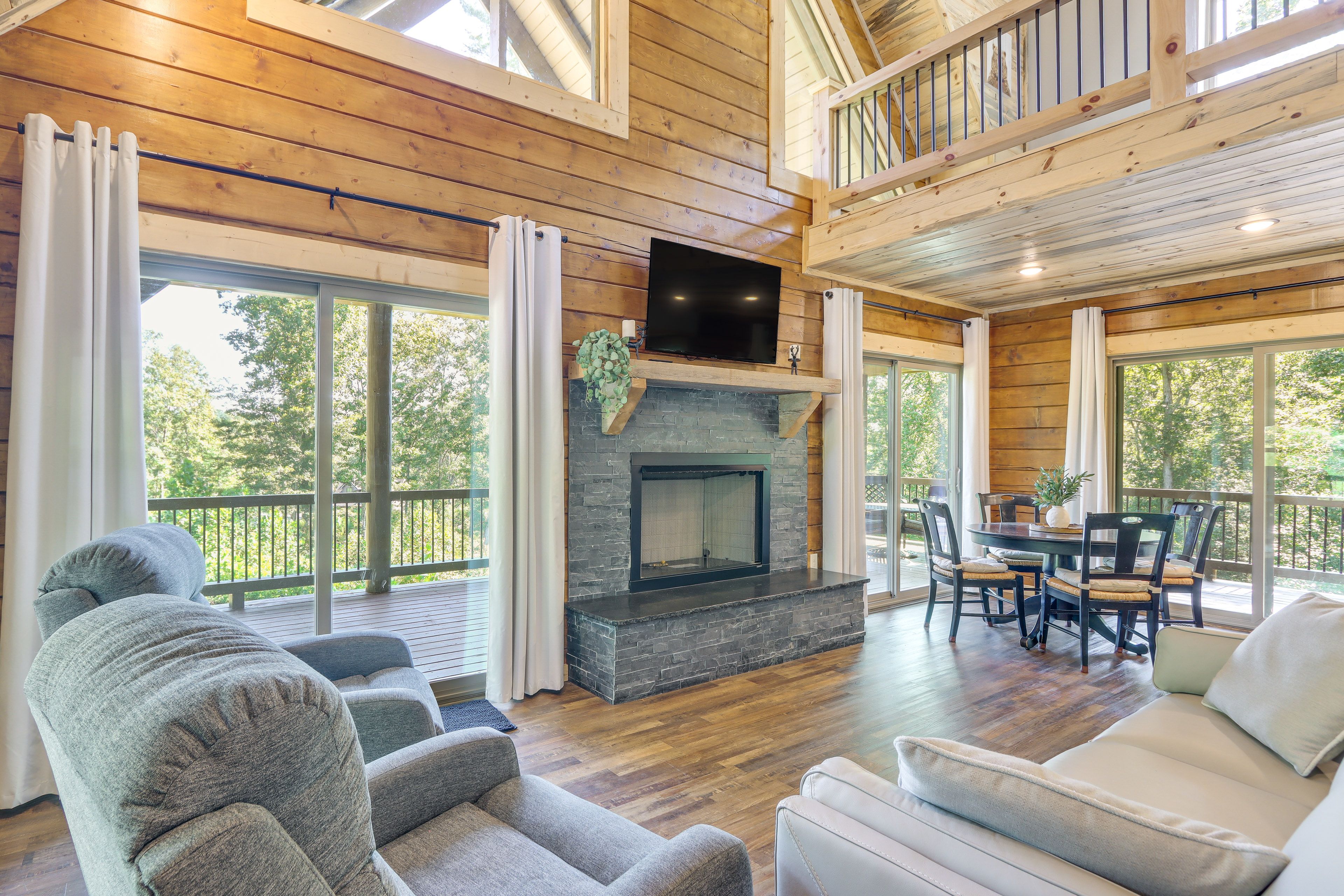 Ellijay Vacation Rental | 2BR | 2BA | 2,166 Sq Ft | Stairs Required