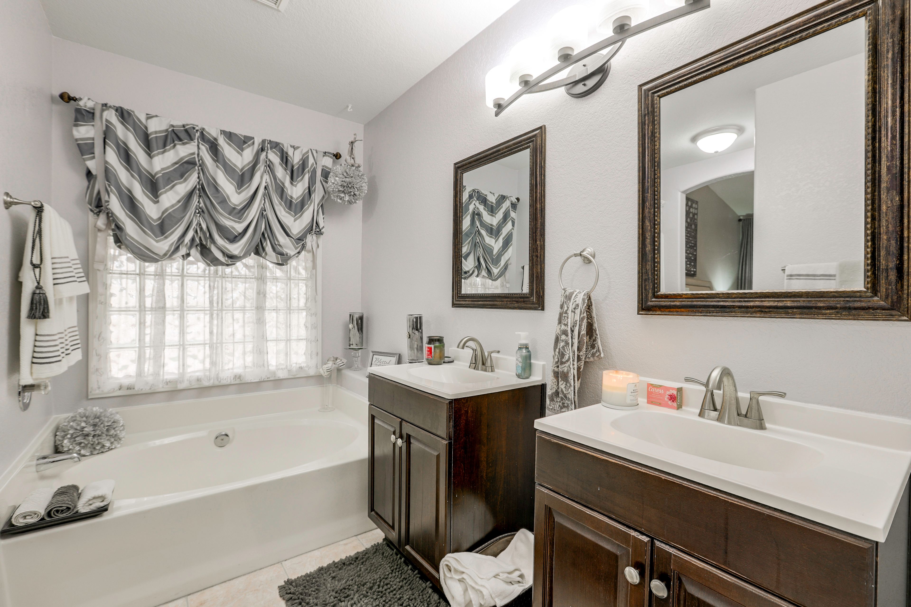 En-Suite Bathroom