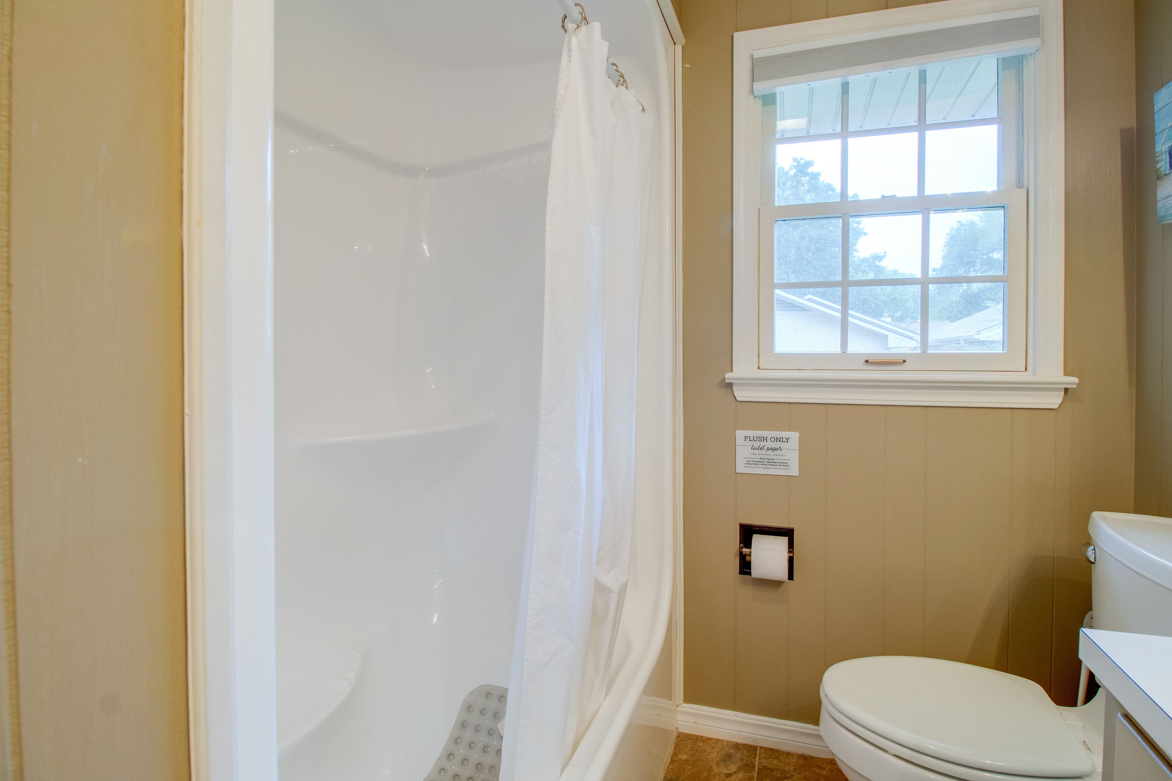 Full Bathroom