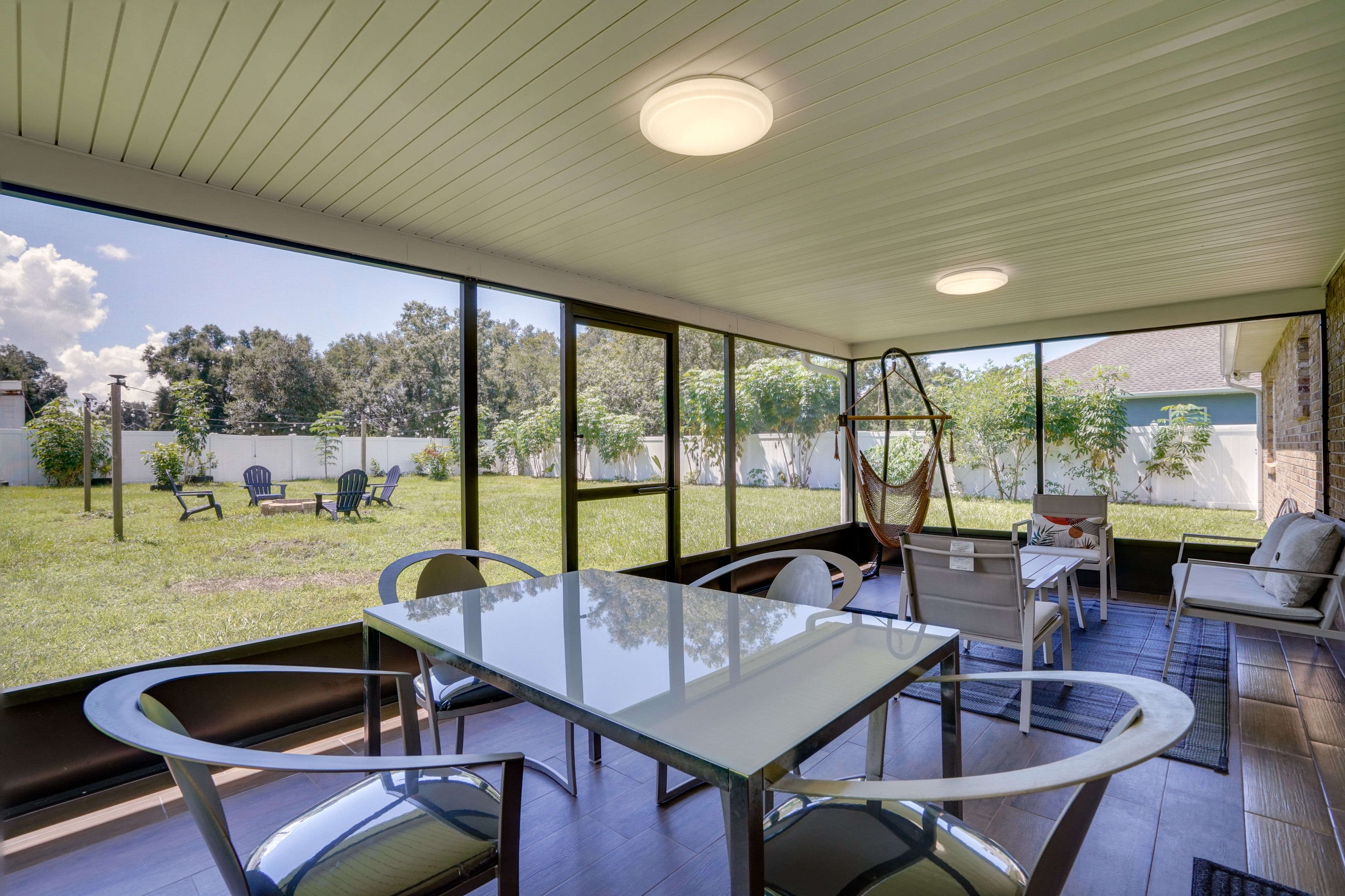 Brandon Vacation Rental | 3BR | 2BA | 1,759 Sq Ft | 2 Steps to Enter