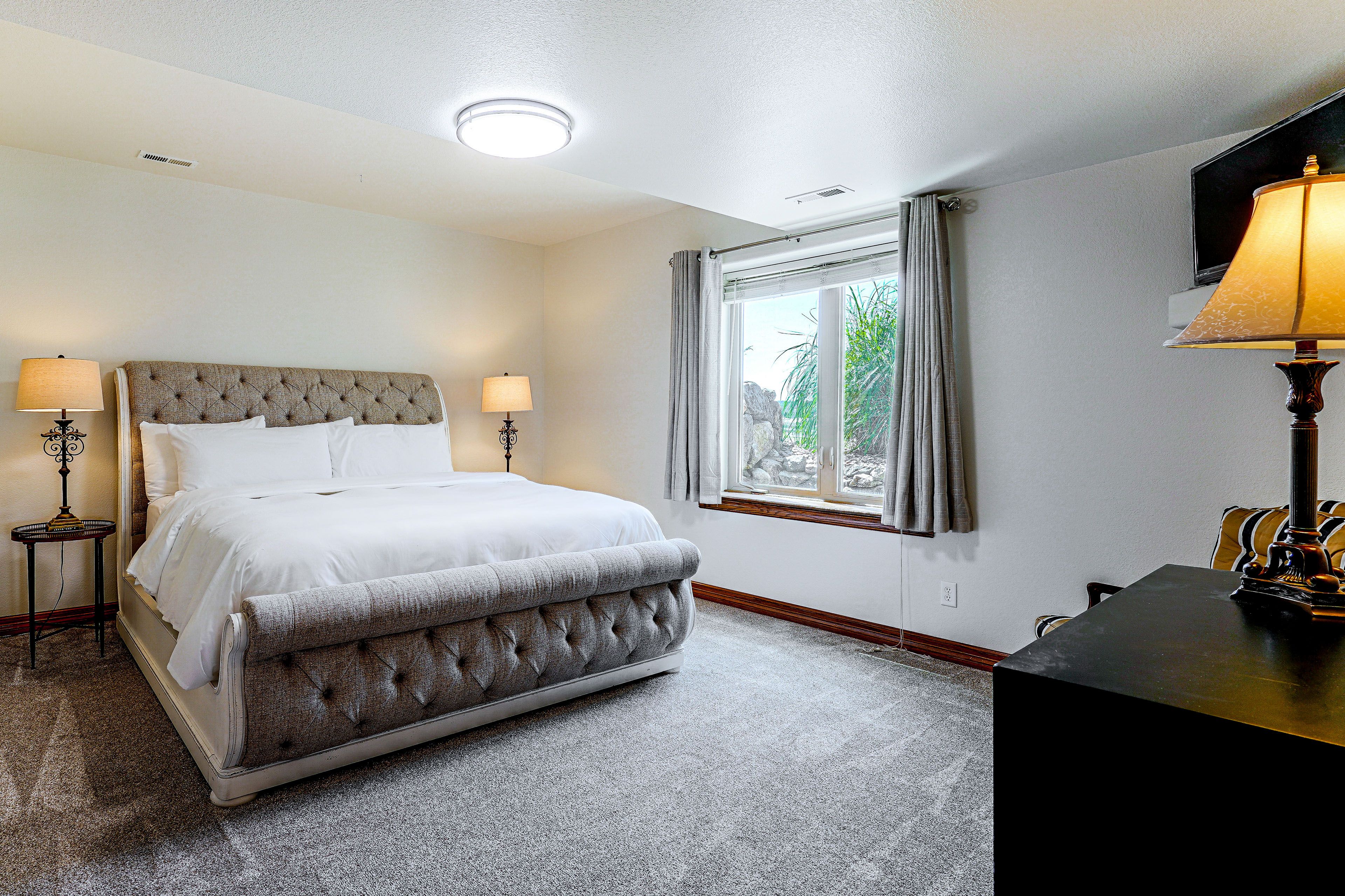 Bedroom 3 | King Bed | Lower Floor