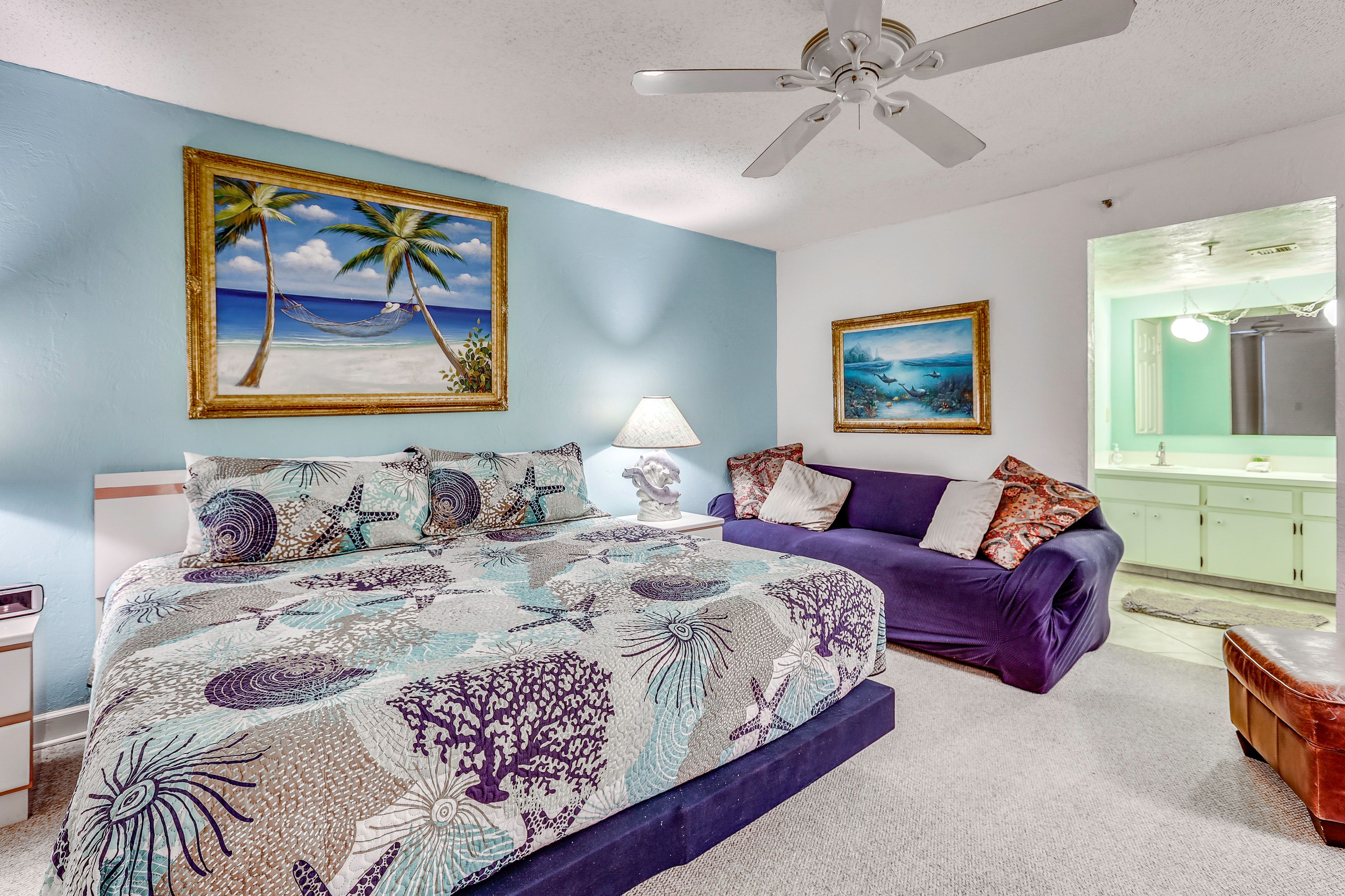 Bedroom 1 | King Bed
