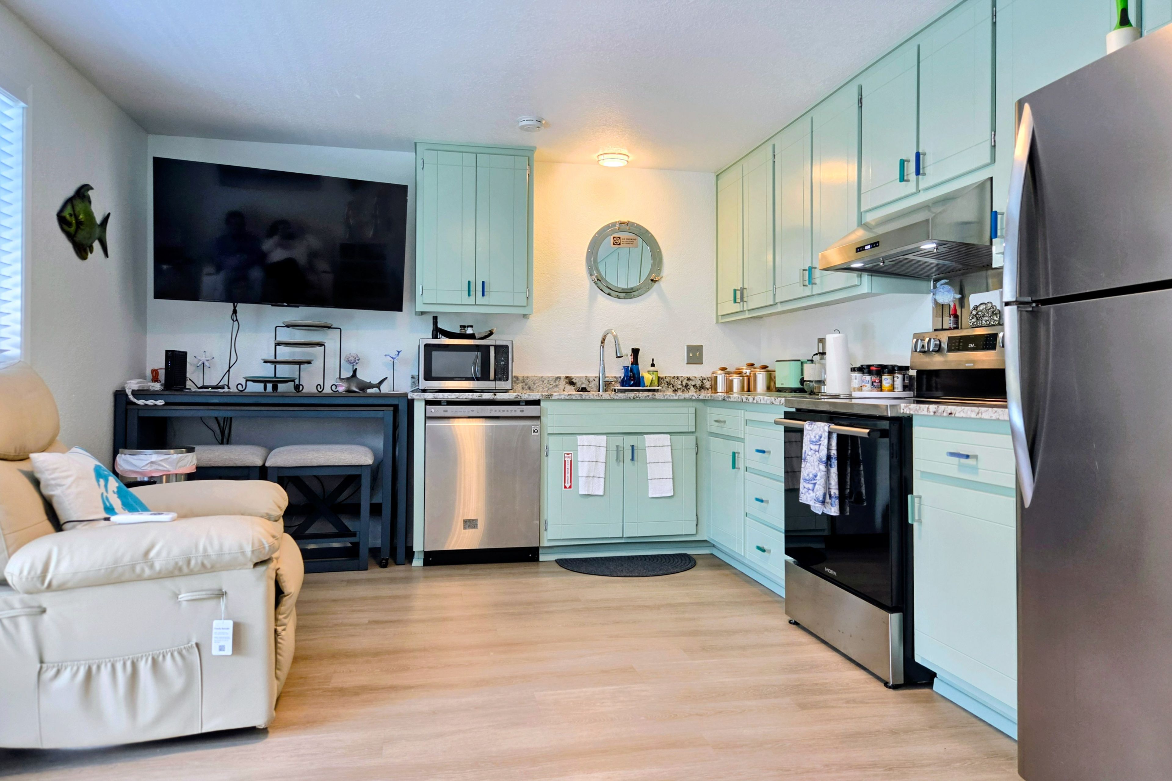 Ocean Shores Vacation Rental | 1BR | 1BA | 472 Sq Ft