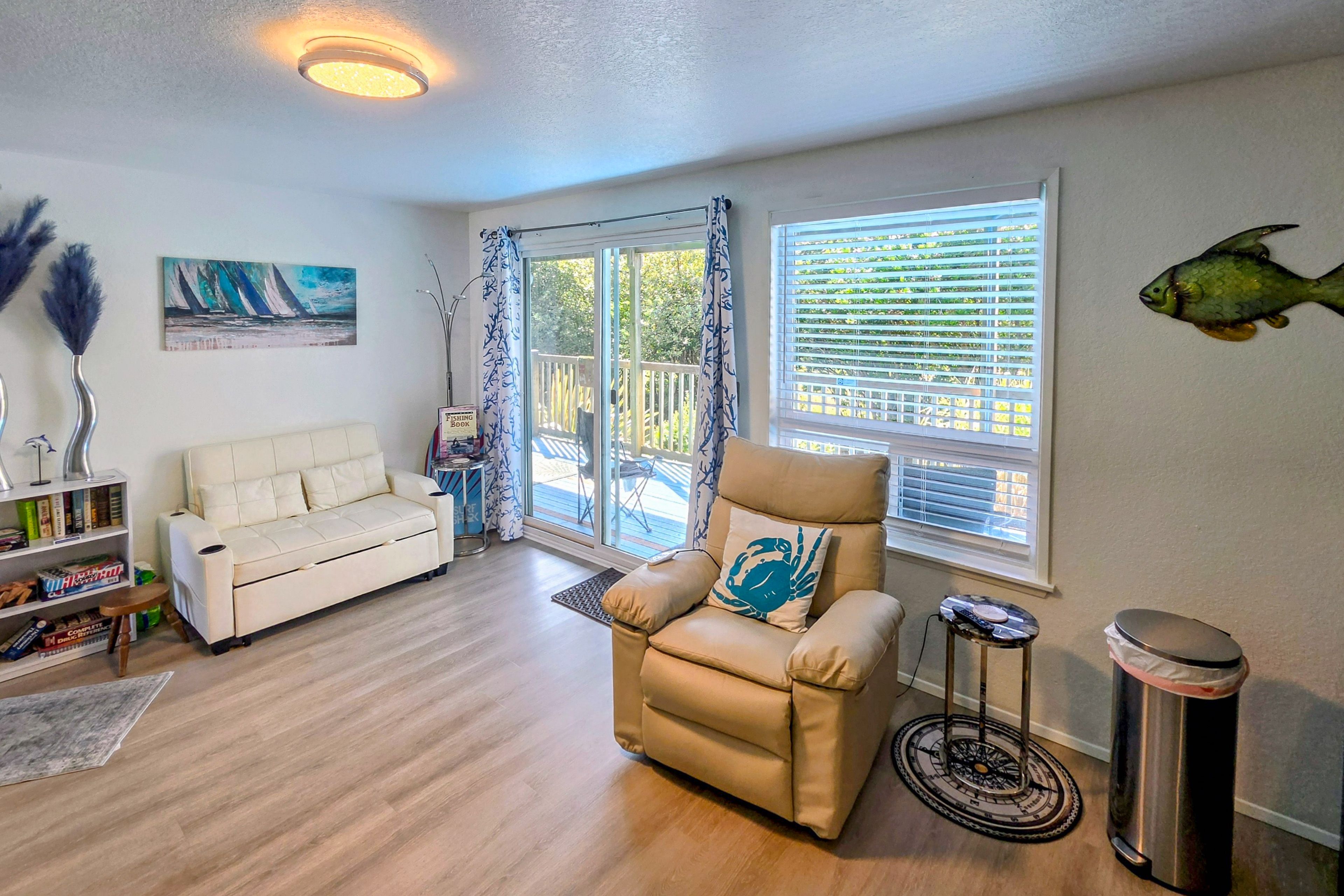 Living Room | Twin Sleeper Sofa