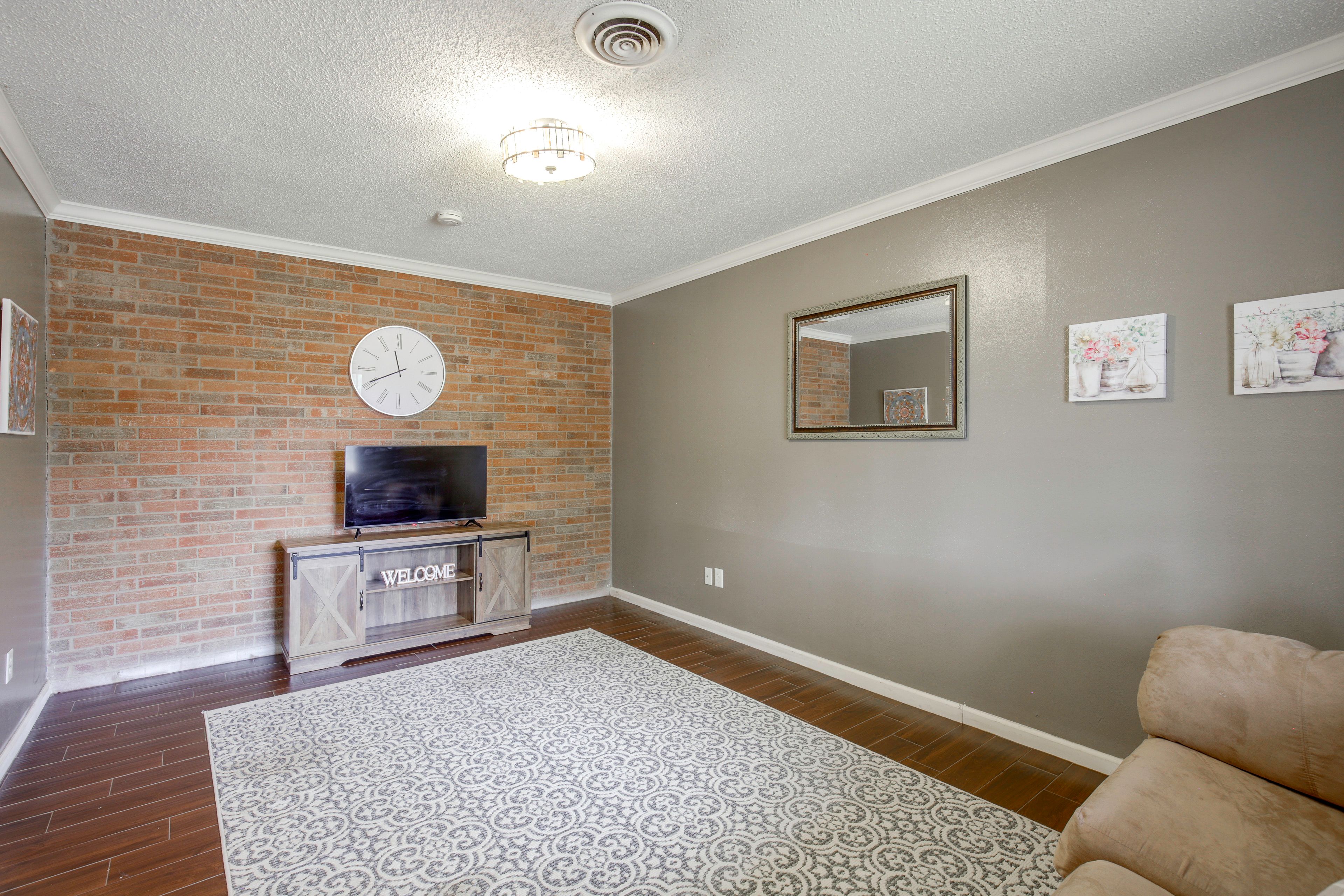Living Room | Full Sleeper Sofa